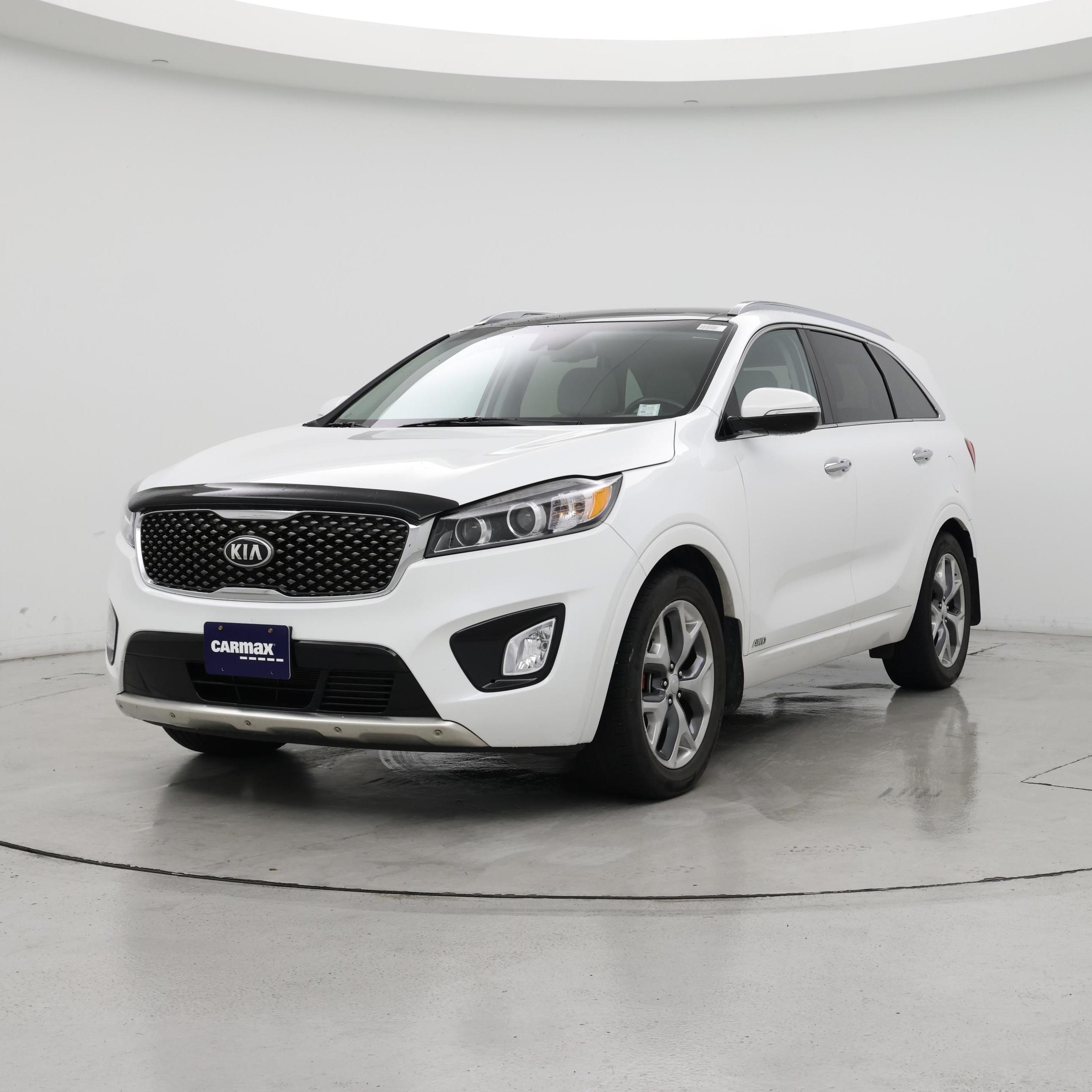 Thumbnail: 2017 Kia Sorento - 4