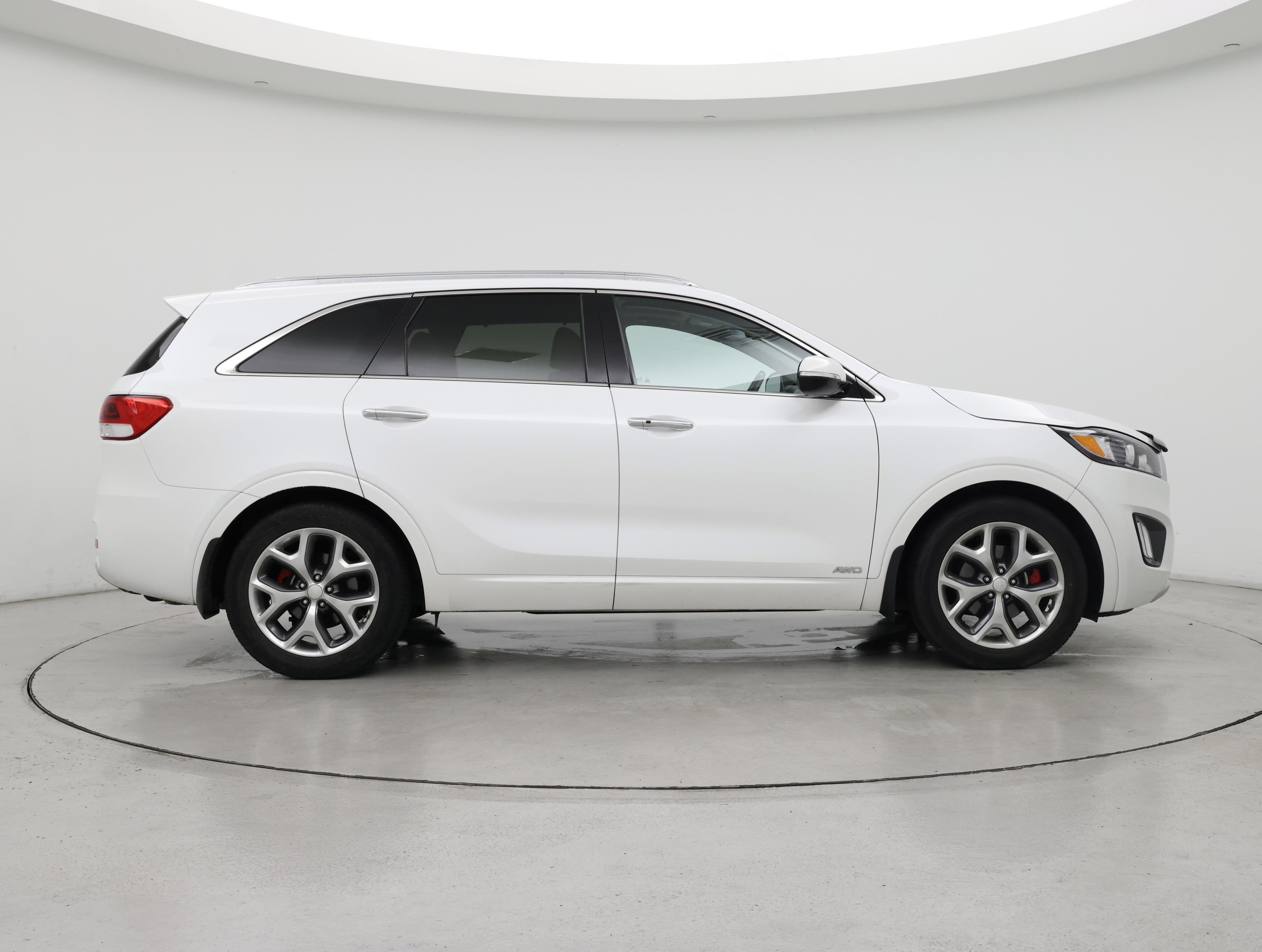 Thumbnail: 2017 Kia Sorento - 7