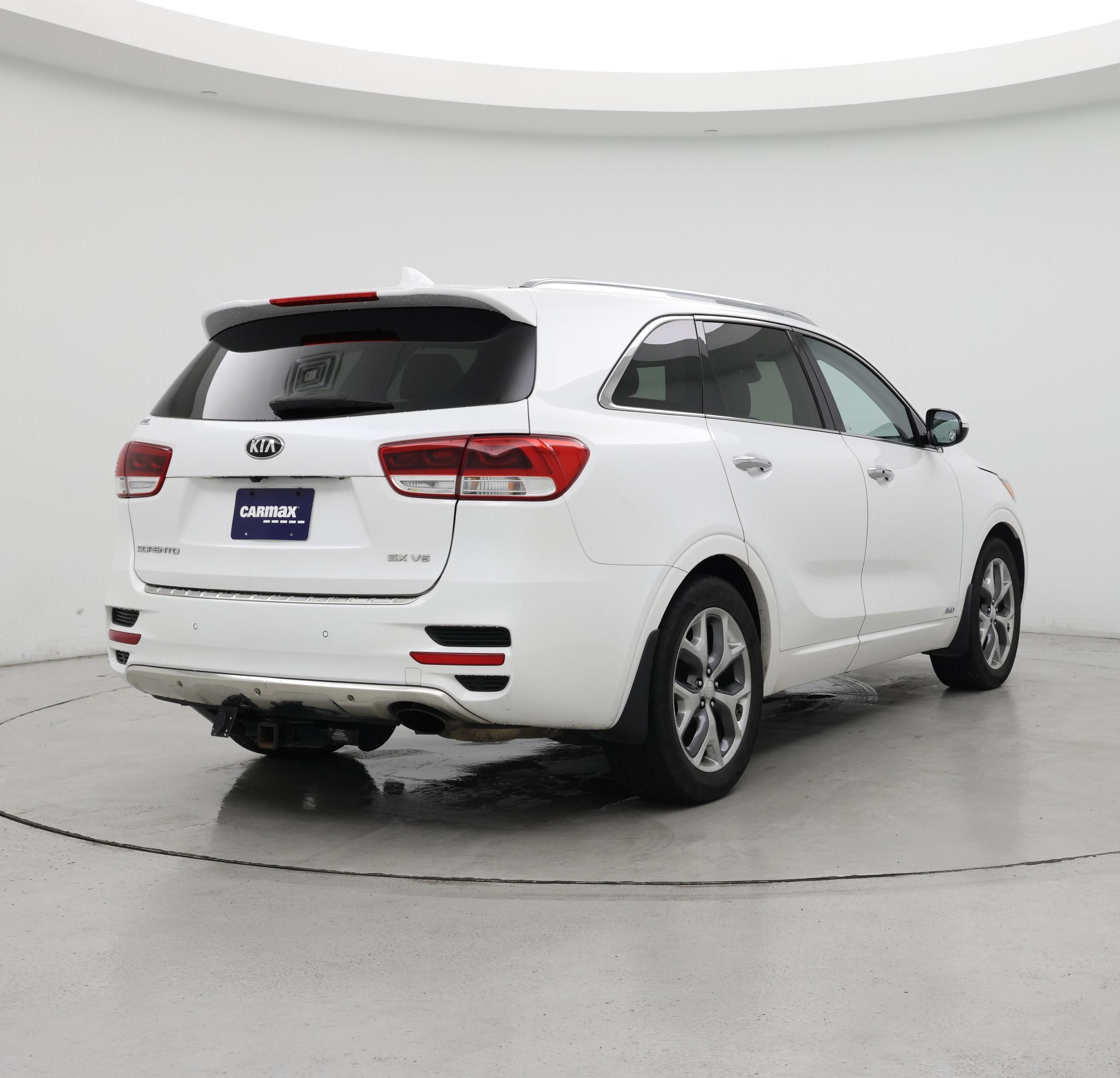 Thumbnail: 2017 Kia Sorento - 8