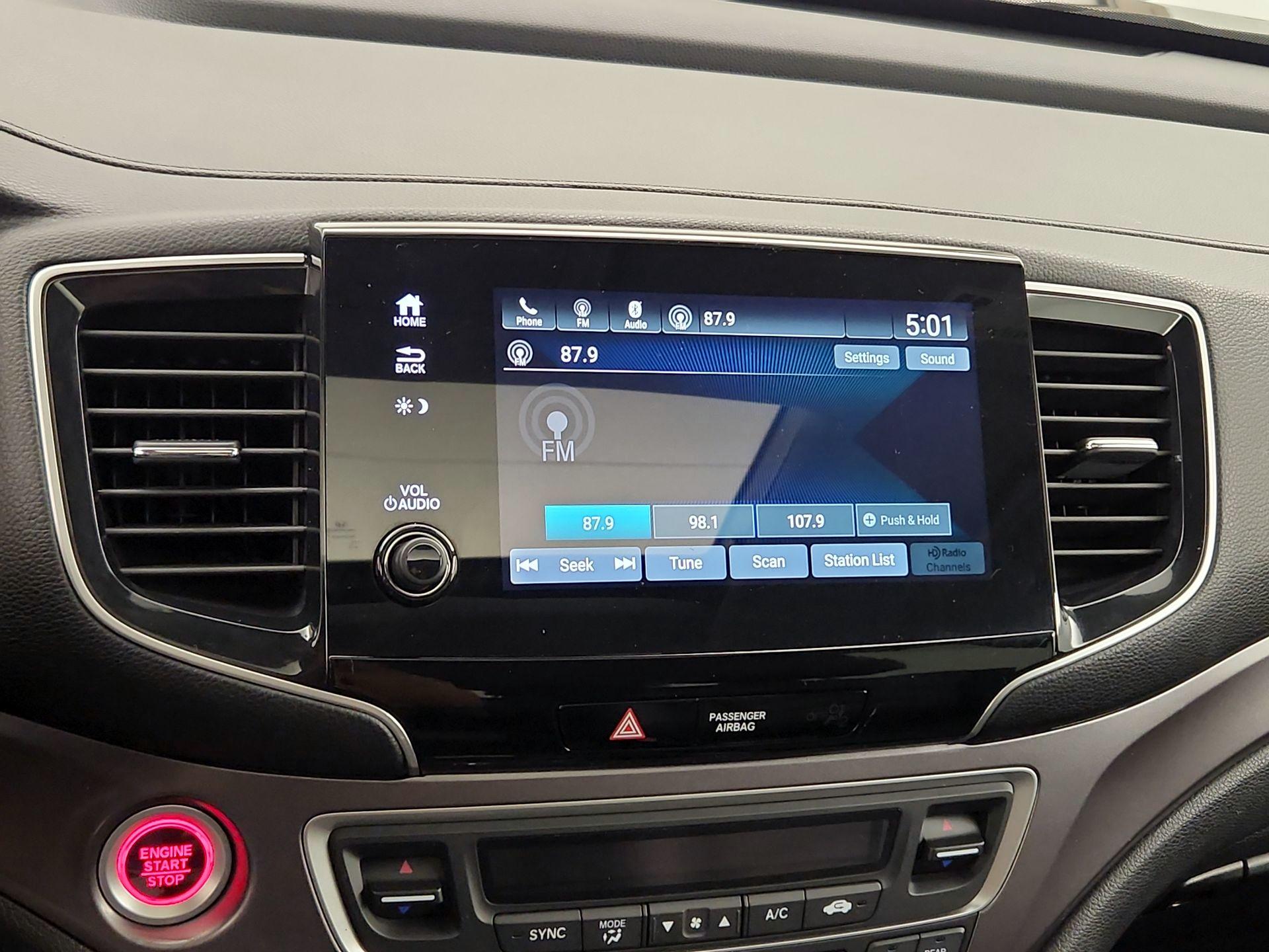 Thumbnail: 2021 Honda Pilot - 15