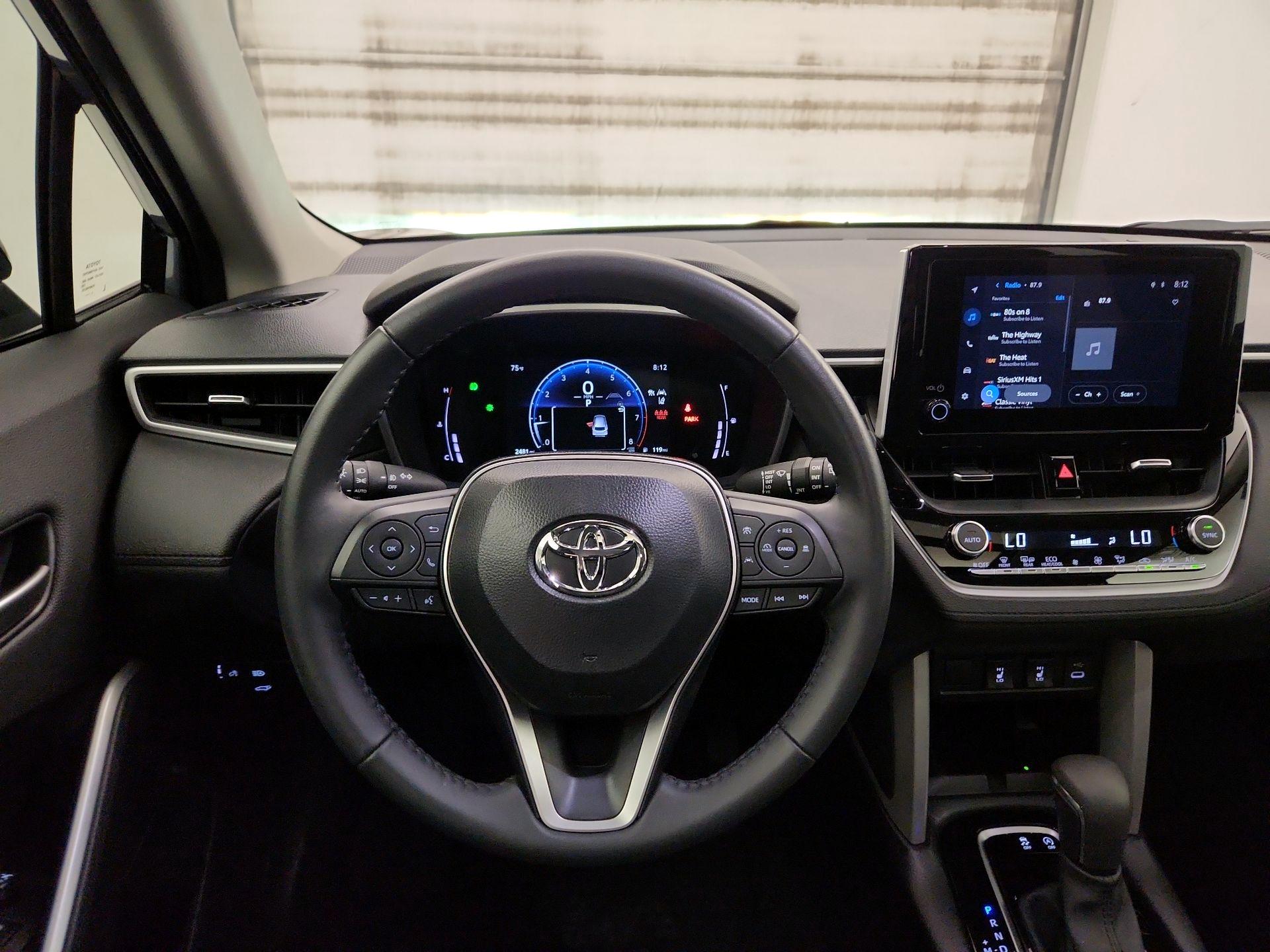 Thumbnail: 2025 Toyota Corolla Cross - 10