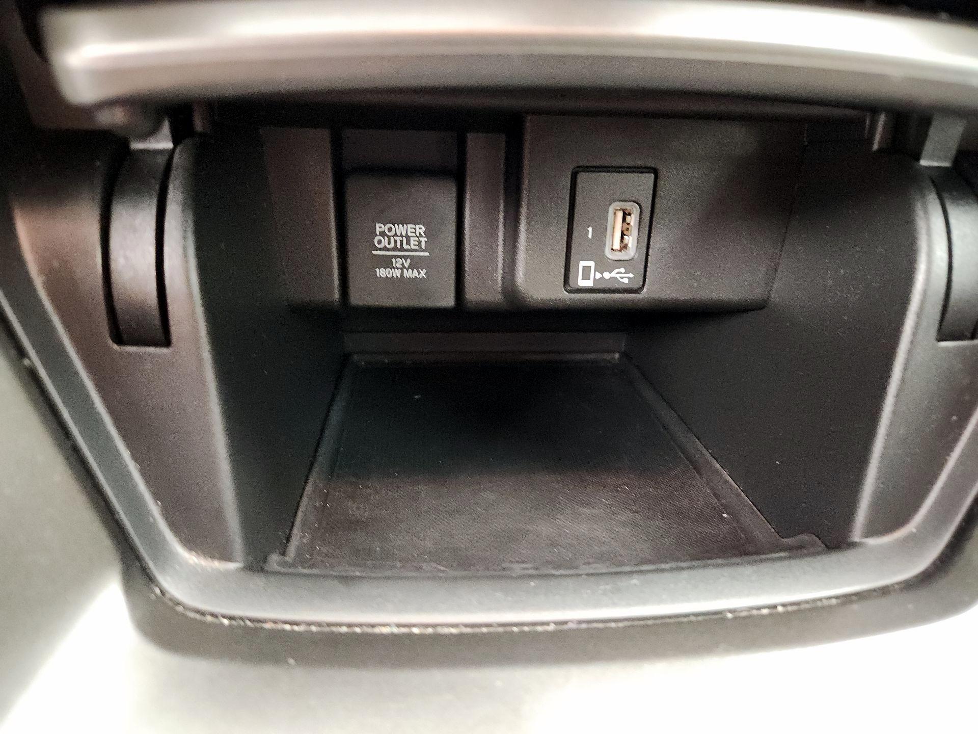 Thumbnail: 2019 Honda Accord - 18