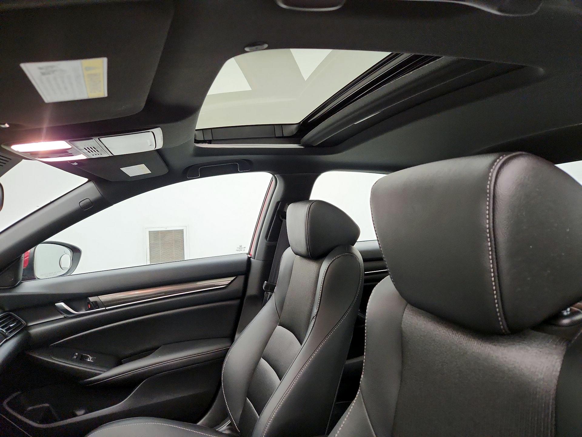Thumbnail: 2019 Honda Accord - 19