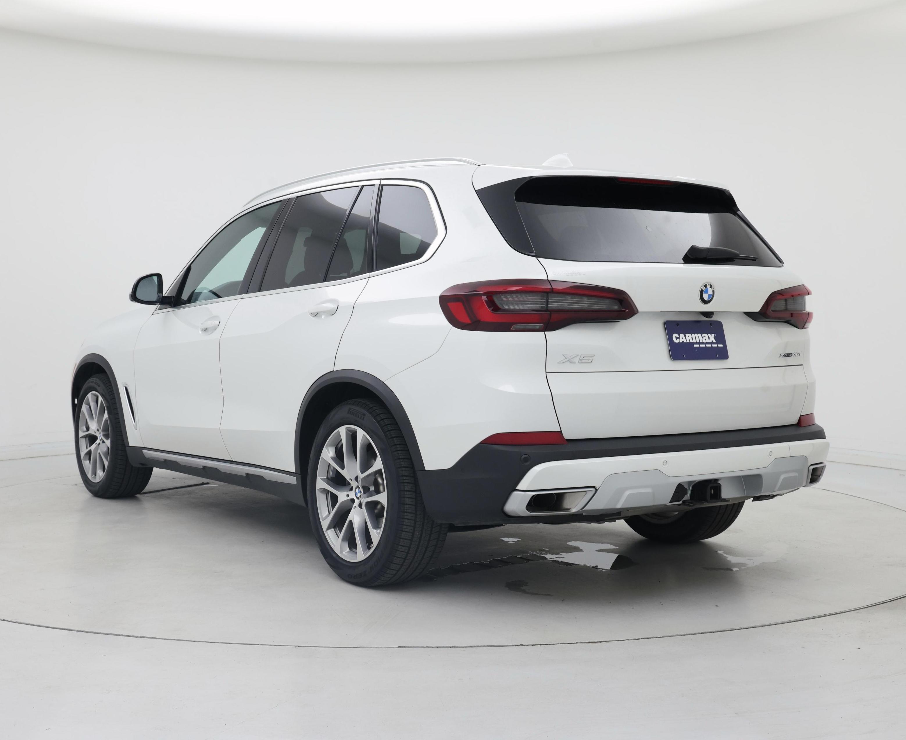 Thumbnail: 2023 BMW X5 - 2