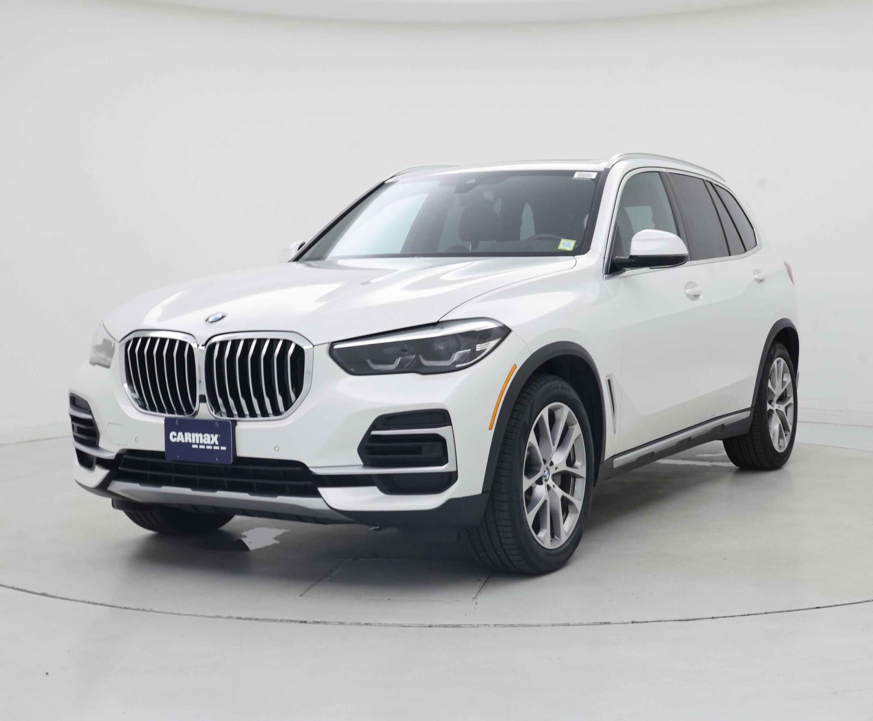 Thumbnail: 2023 BMW X5 - 4