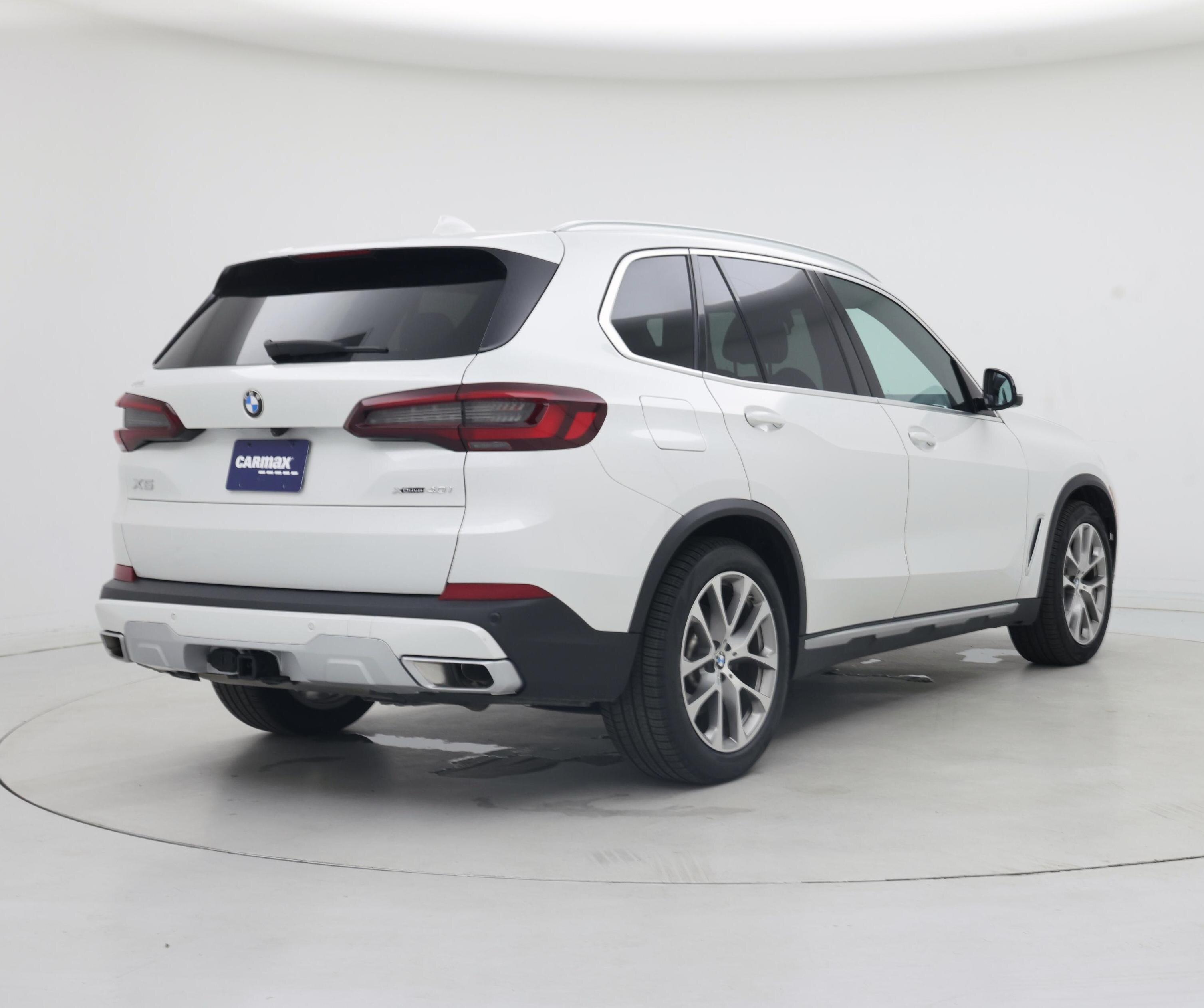 Thumbnail: 2023 BMW X5 - 8