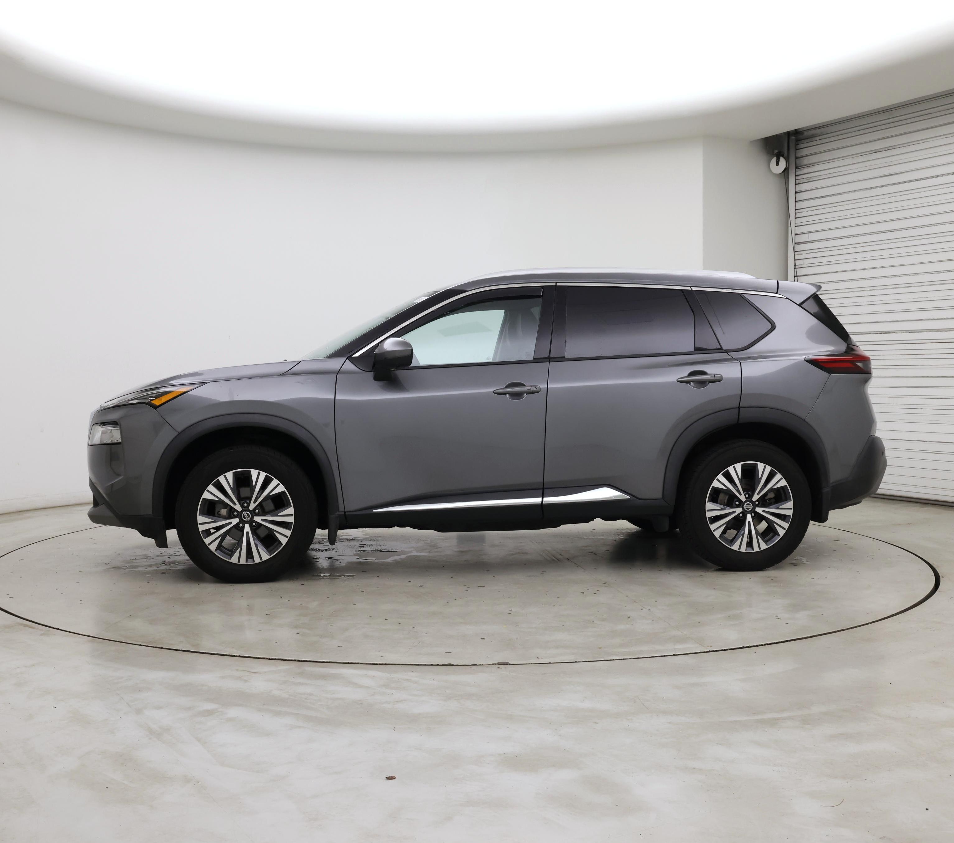 Thumbnail: 2021 Nissan Rogue - 3