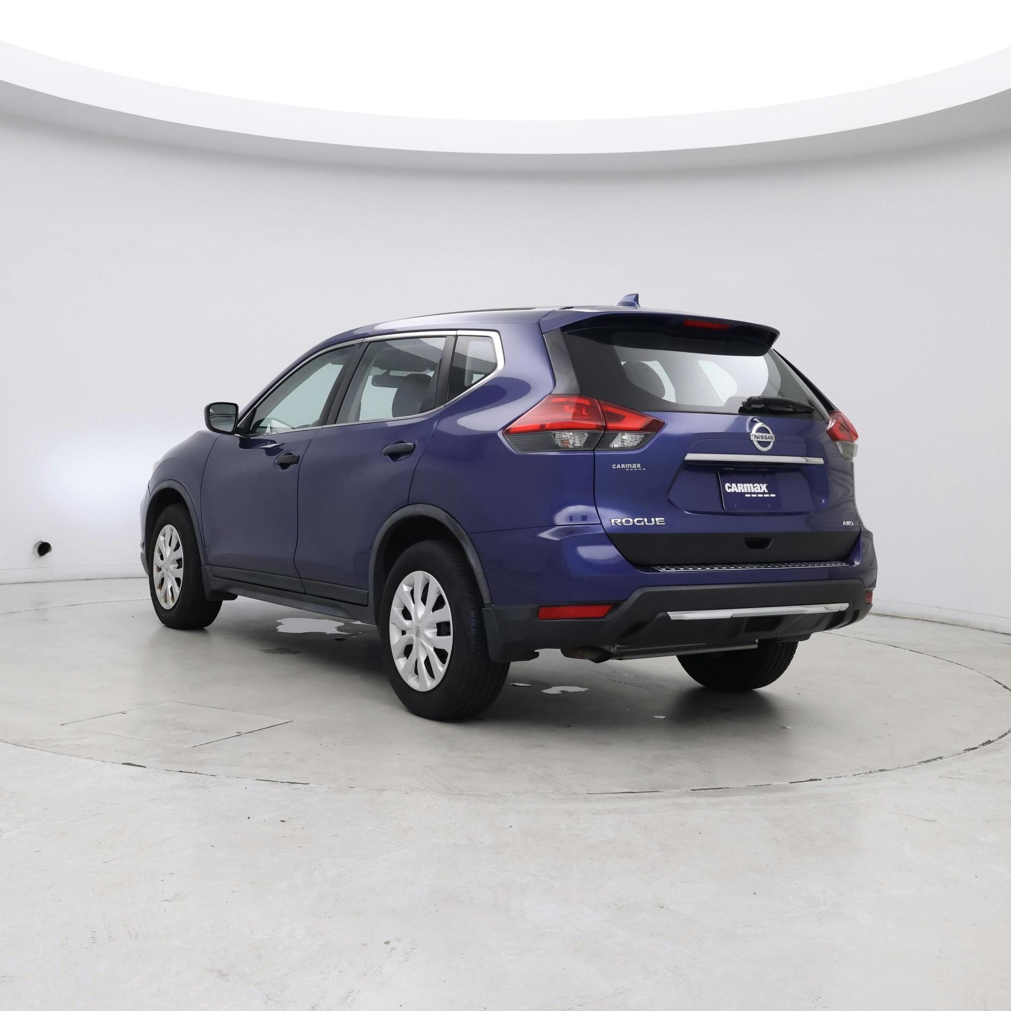 Thumbnail: 2017 Nissan Rogue - 2