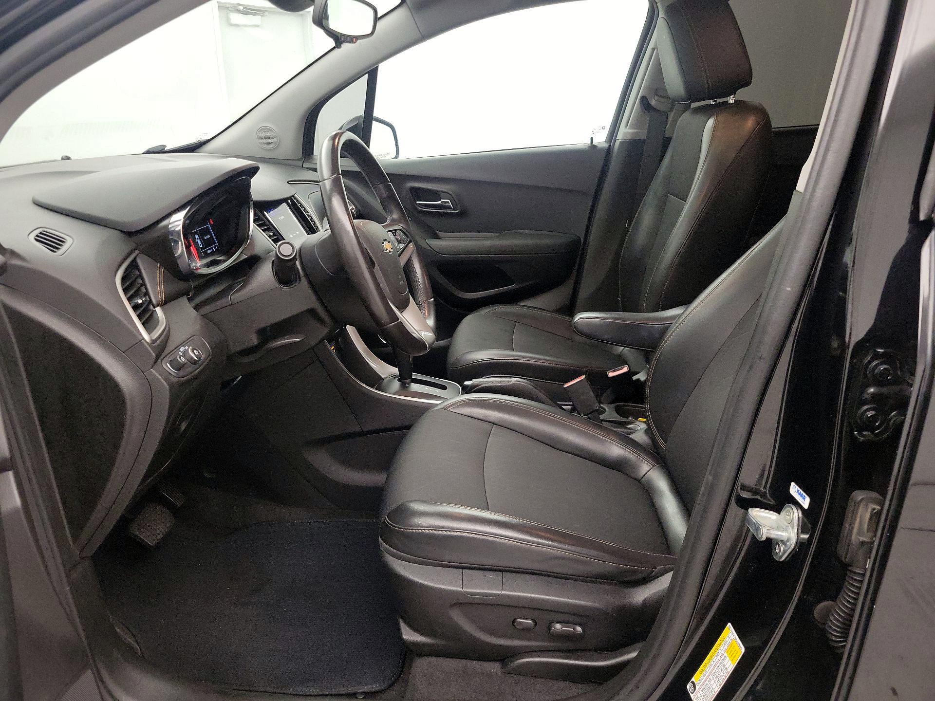 Thumbnail: 2020 Chevrolet Trax - 11