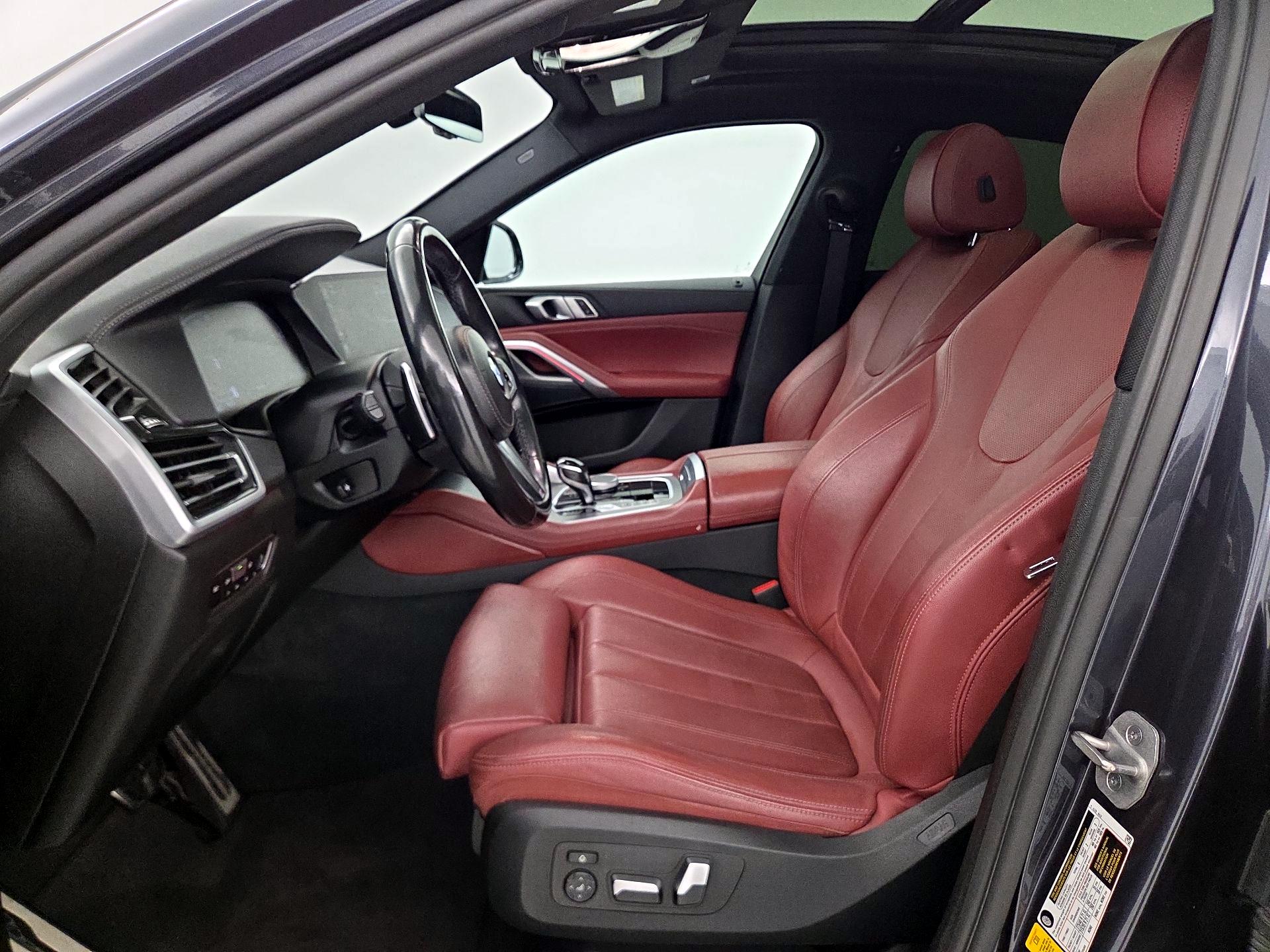 Thumbnail: 2021 BMW X6 - 11