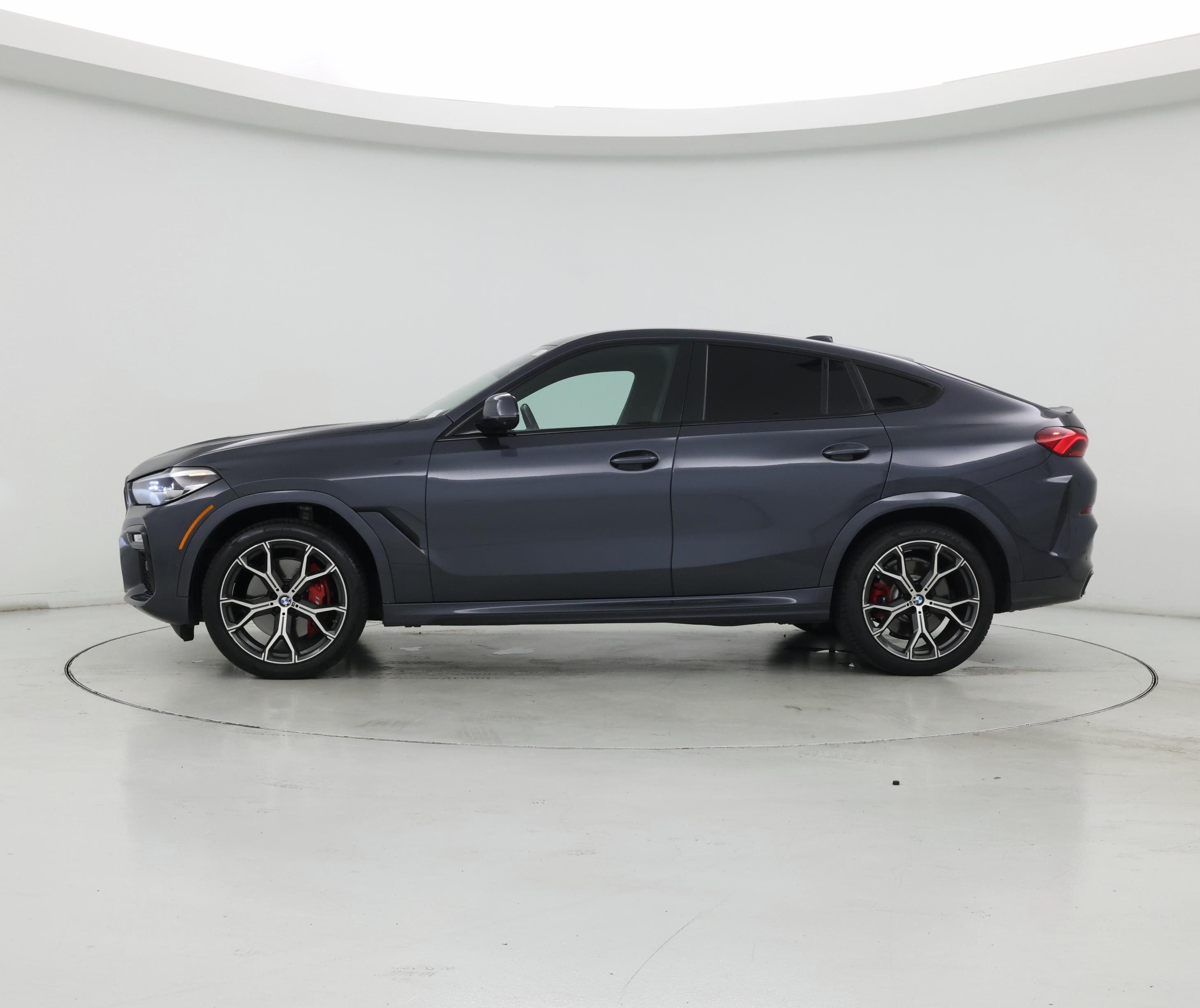 Thumbnail: 2021 BMW X6 - 3