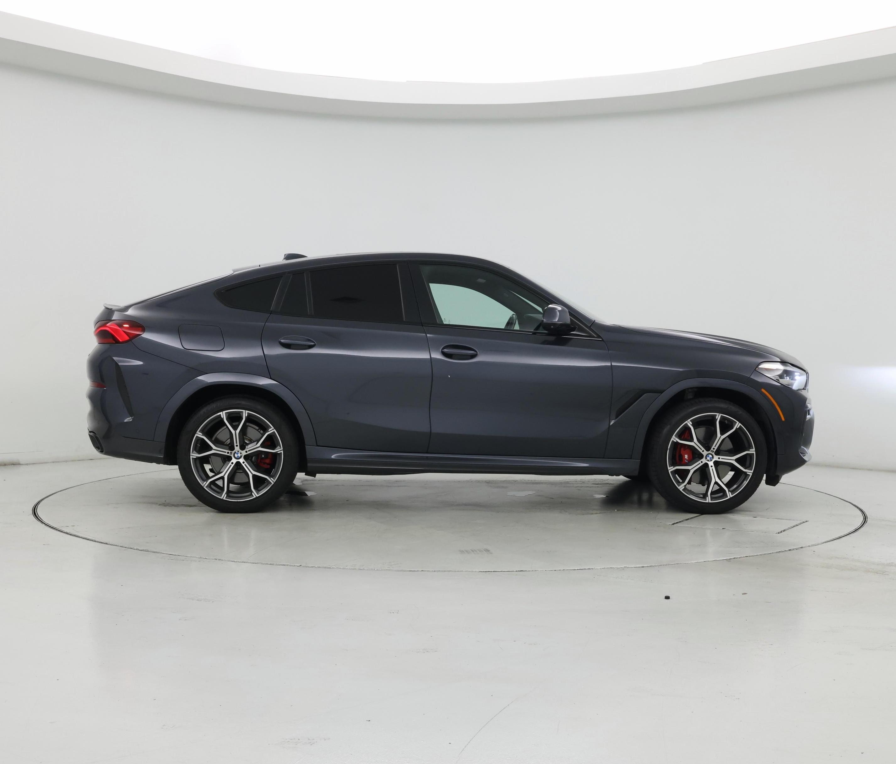Thumbnail: 2021 BMW X6 - 7