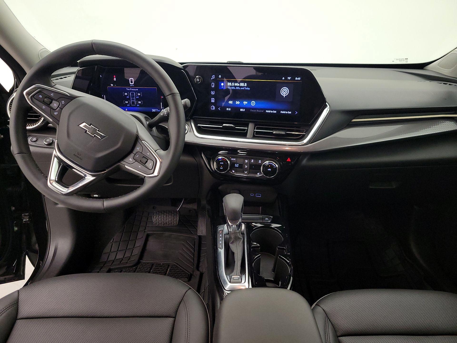 Thumbnail: 2025 Chevrolet Trax - 9