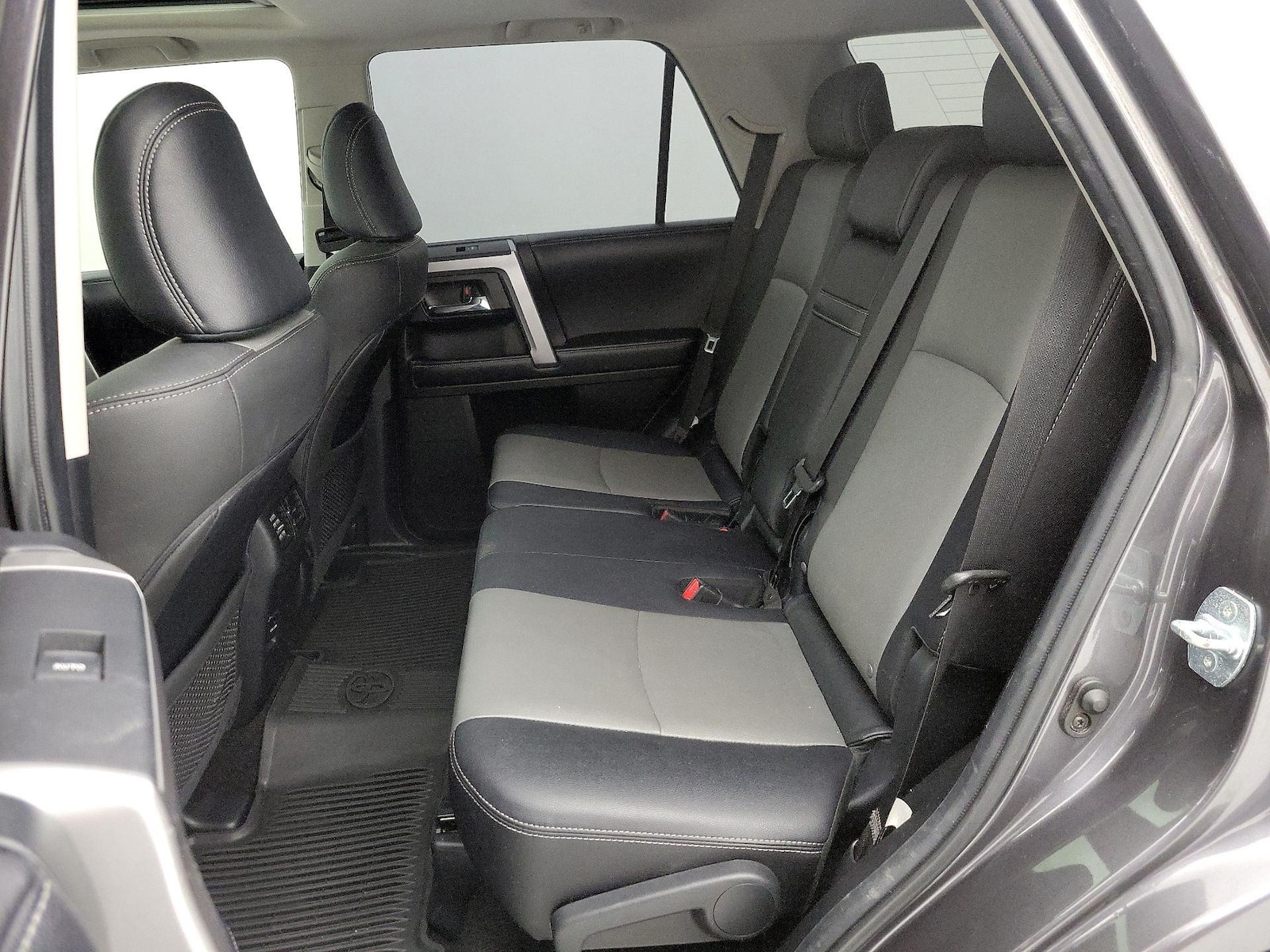 2019 Toyota 4Runner SR5 Premium - Photo 21