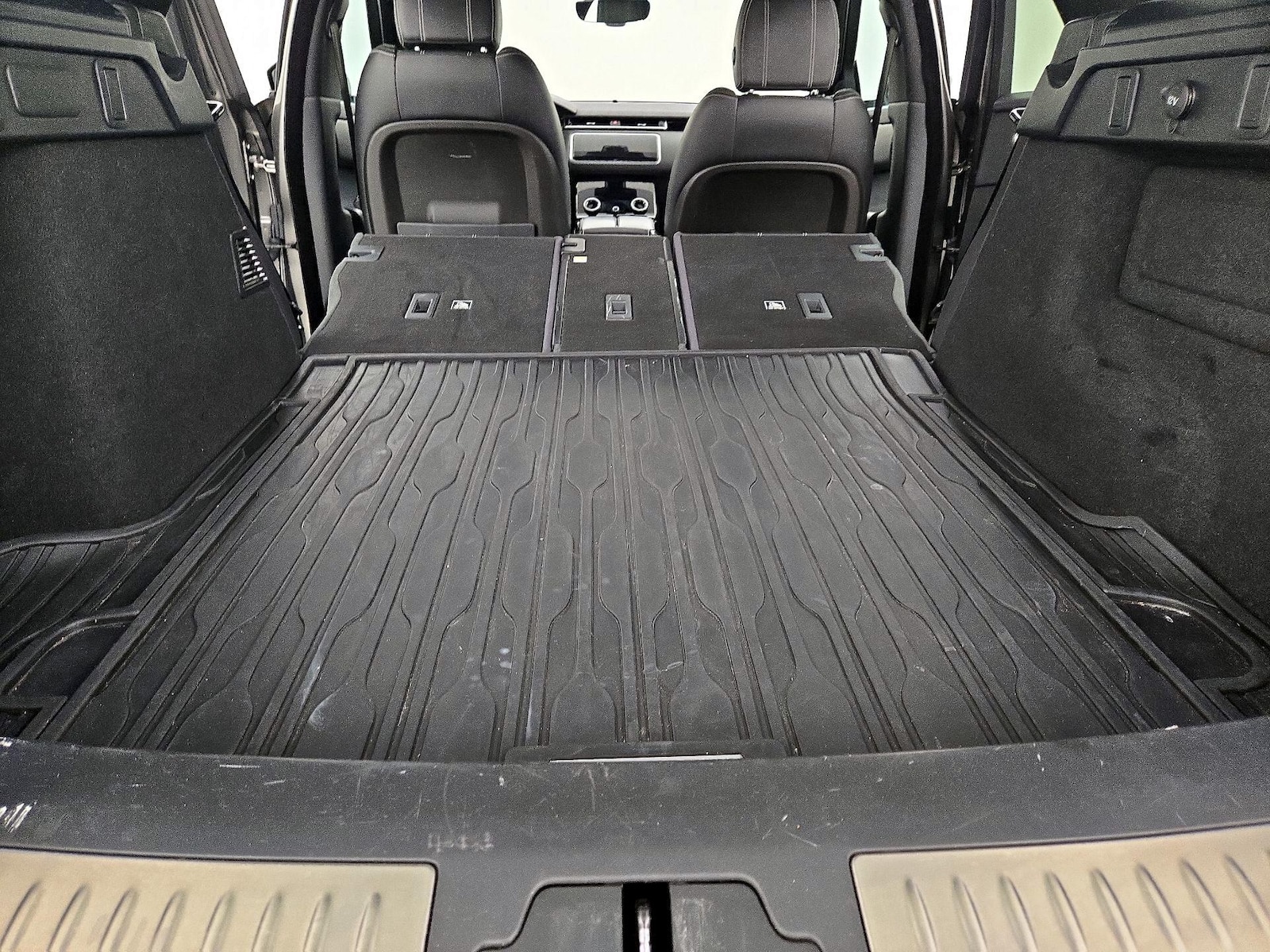 2020 Land Rover Range Rover Velar S - Photo 24
