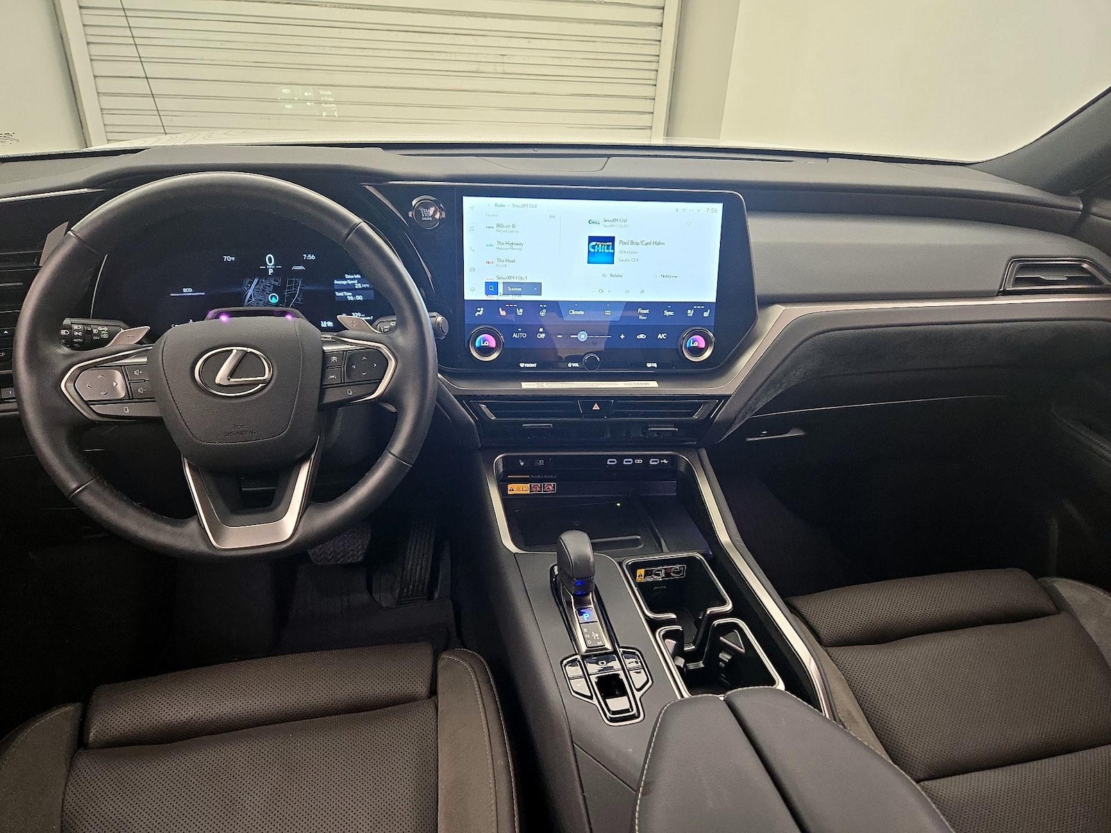 2025 Lexus TX Luxury - Photo 10
