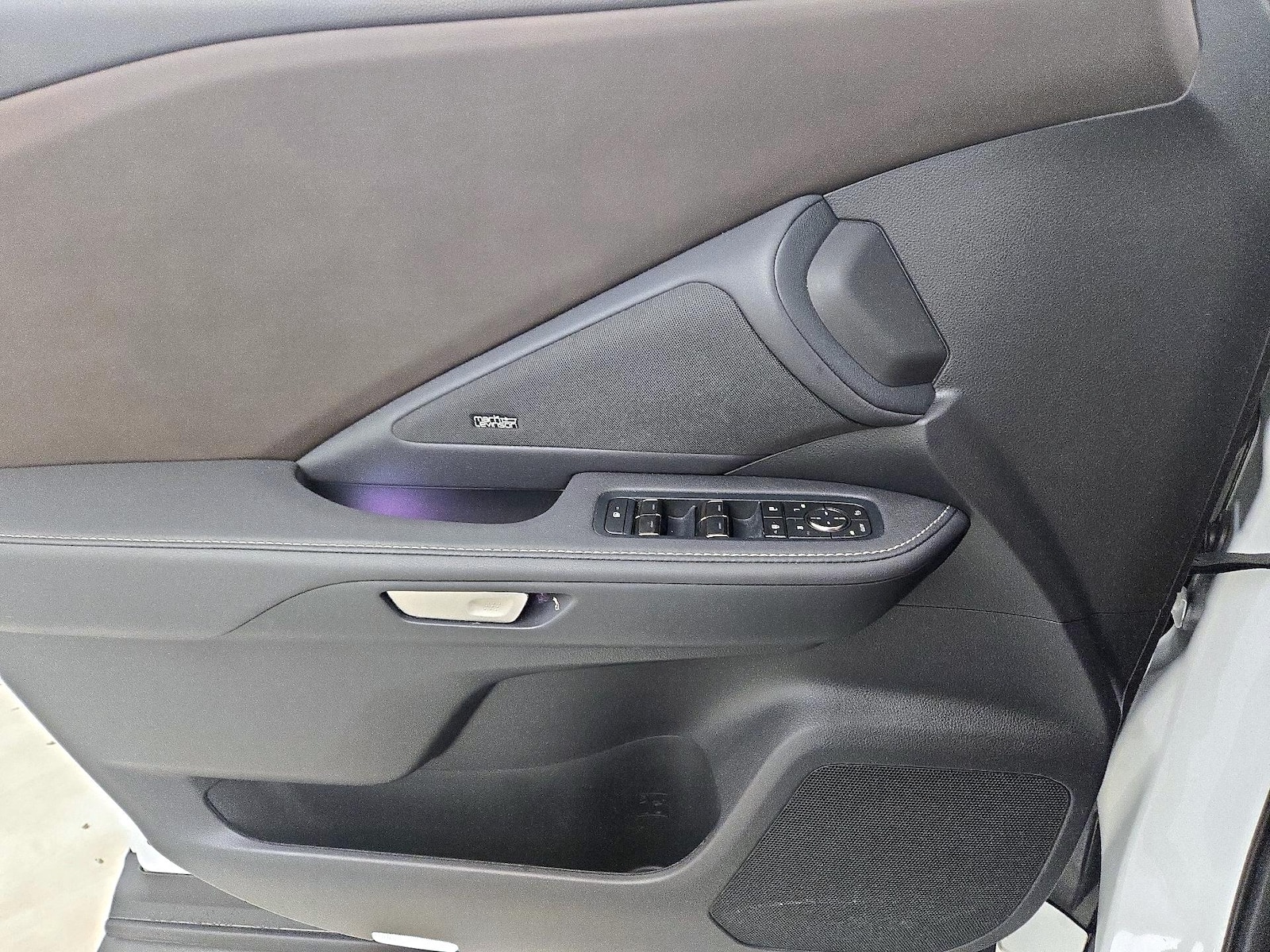 2025 Lexus TX Luxury - Photo 13