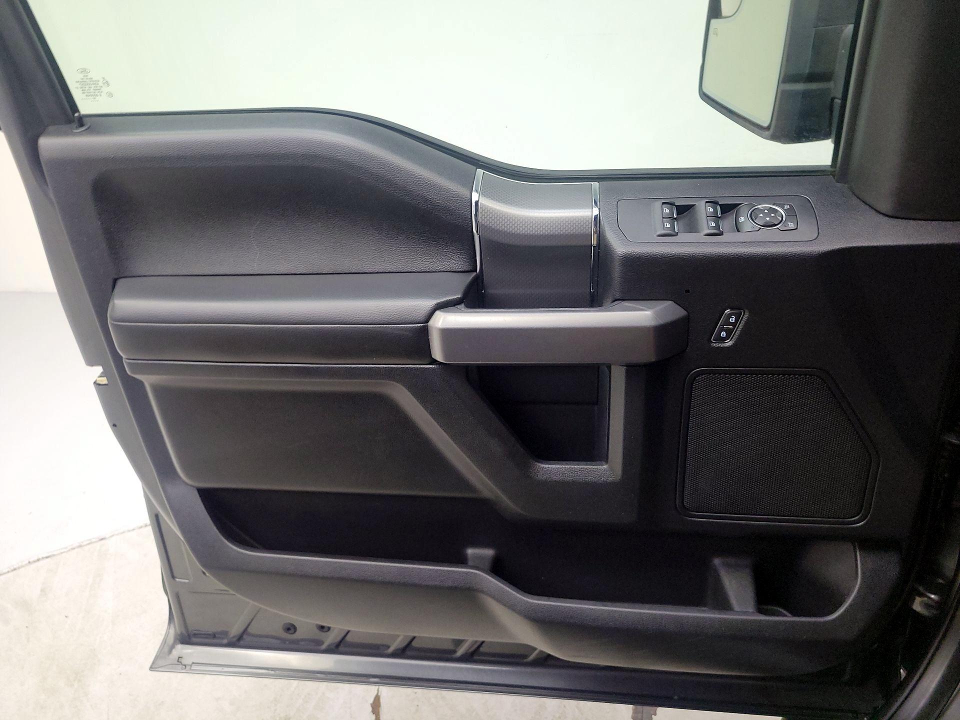 Thumbnail: 2016 Ford F-150 - 12