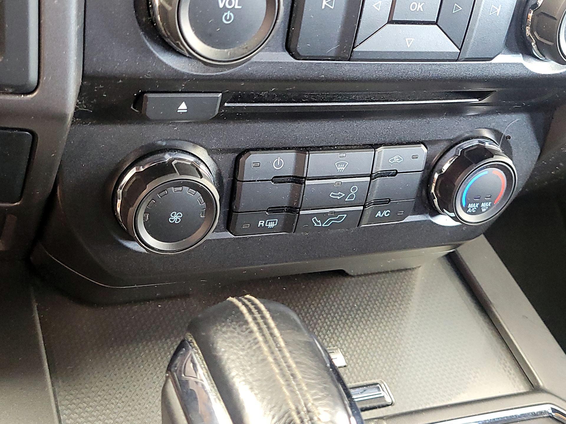 Thumbnail: 2016 Ford F-150 - 16