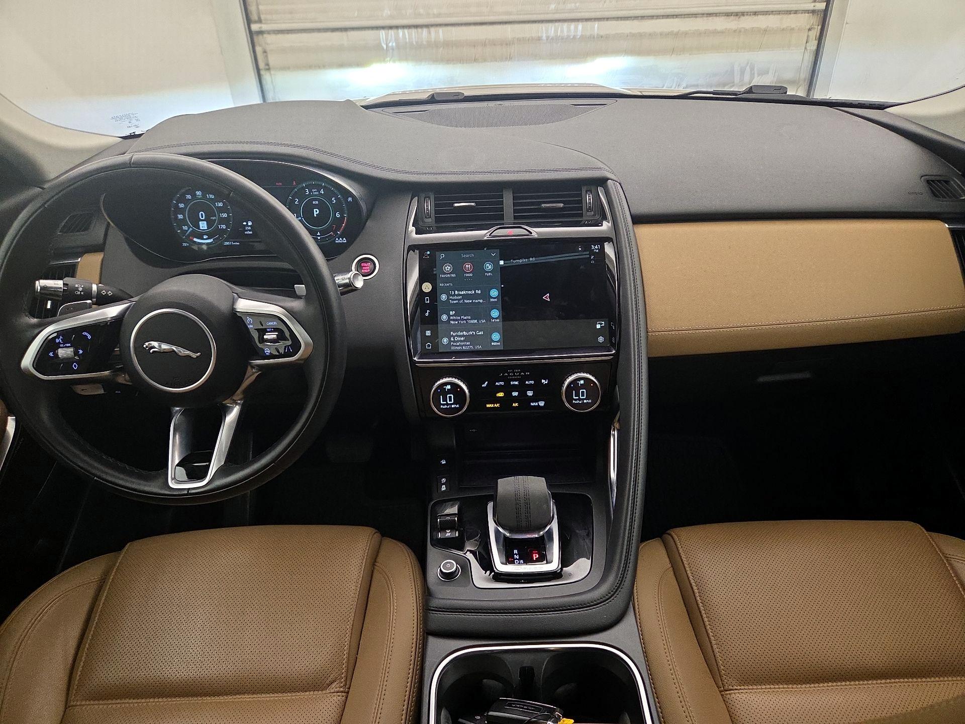 Thumbnail: 2021 Jaguar E-Pace - 9