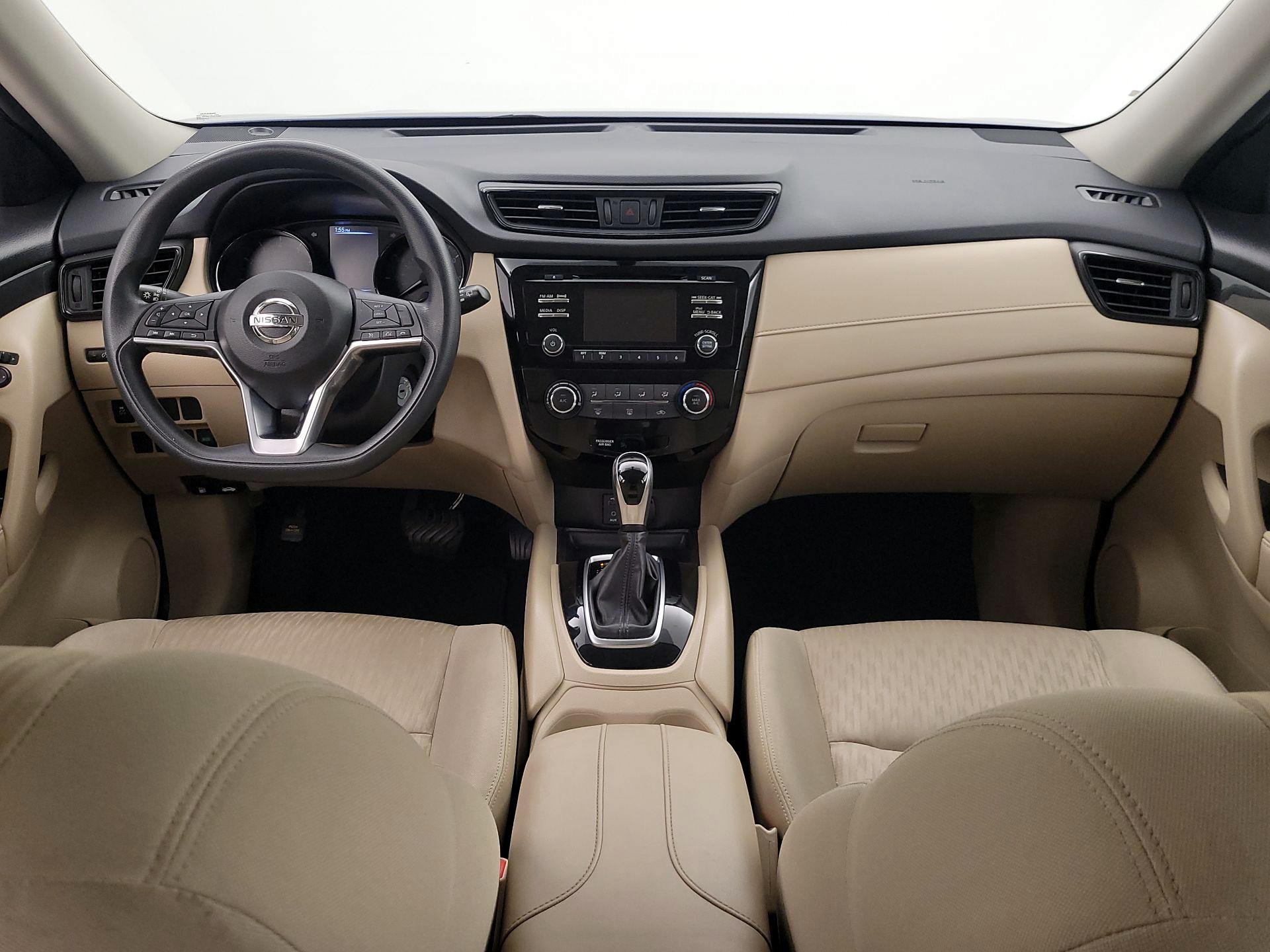 Thumbnail: 2017 Nissan Rogue - 9