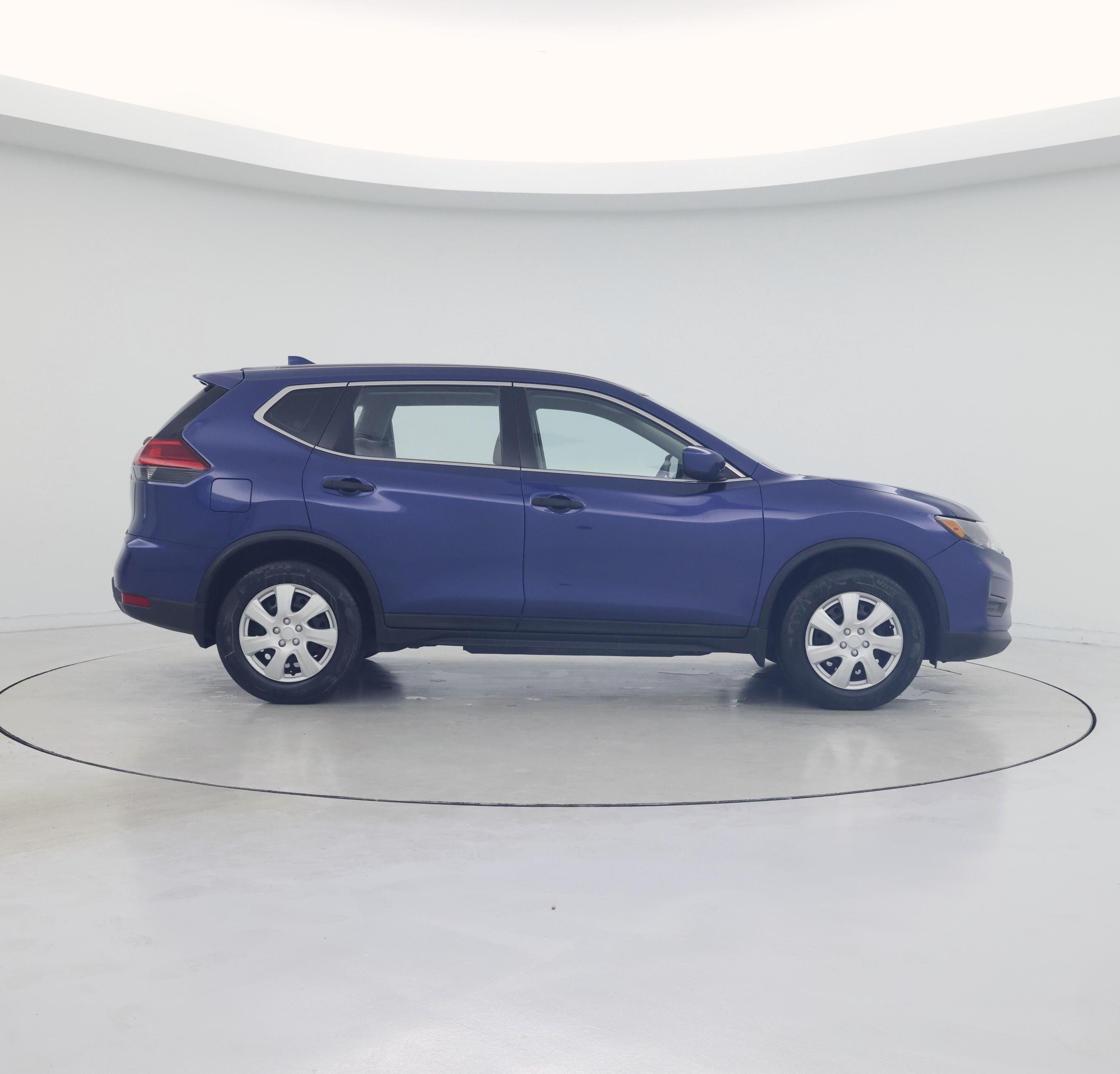 Thumbnail: 2017 Nissan Rogue - 7