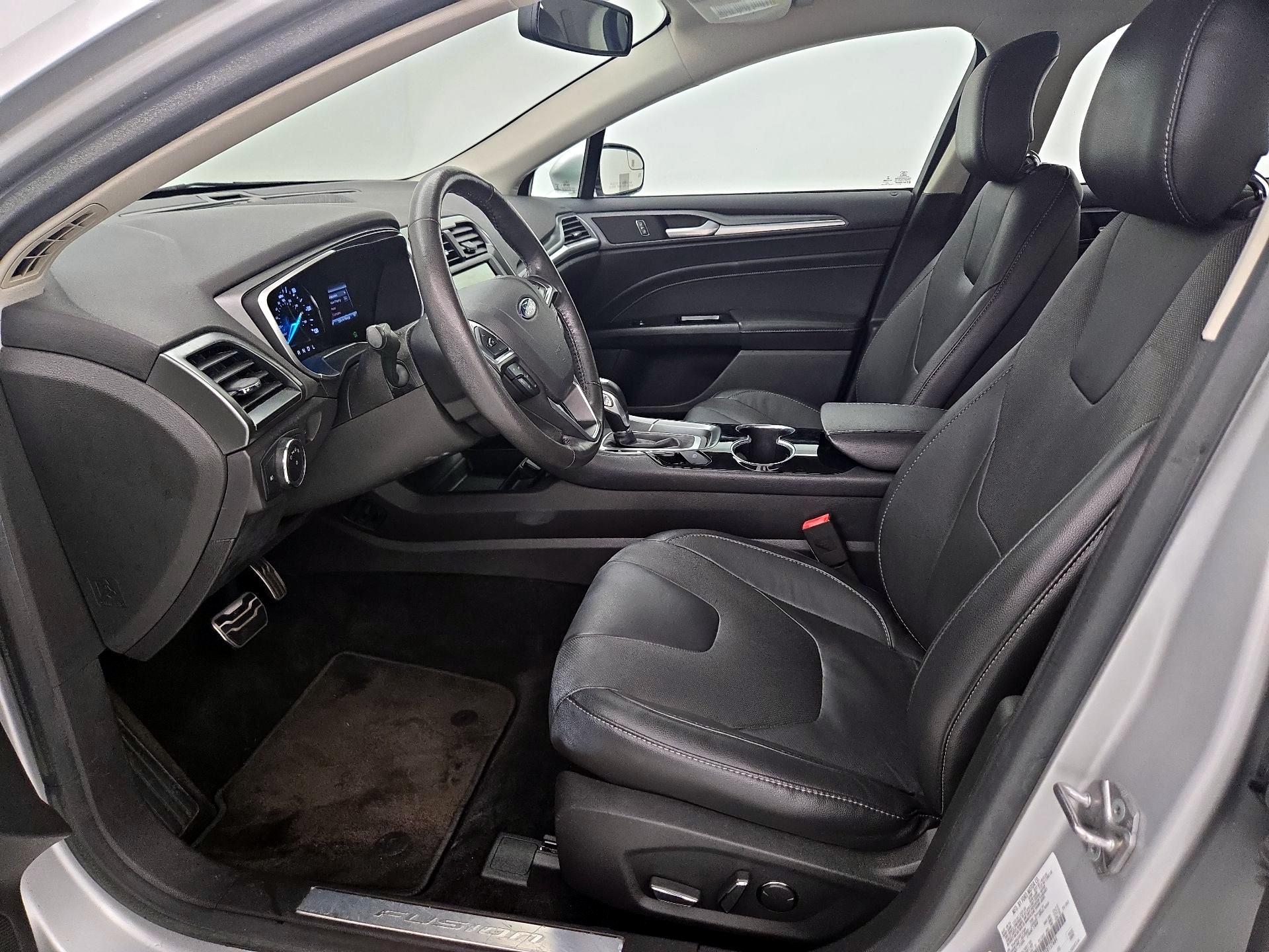 Thumbnail: 2015 Ford Fusion - 11