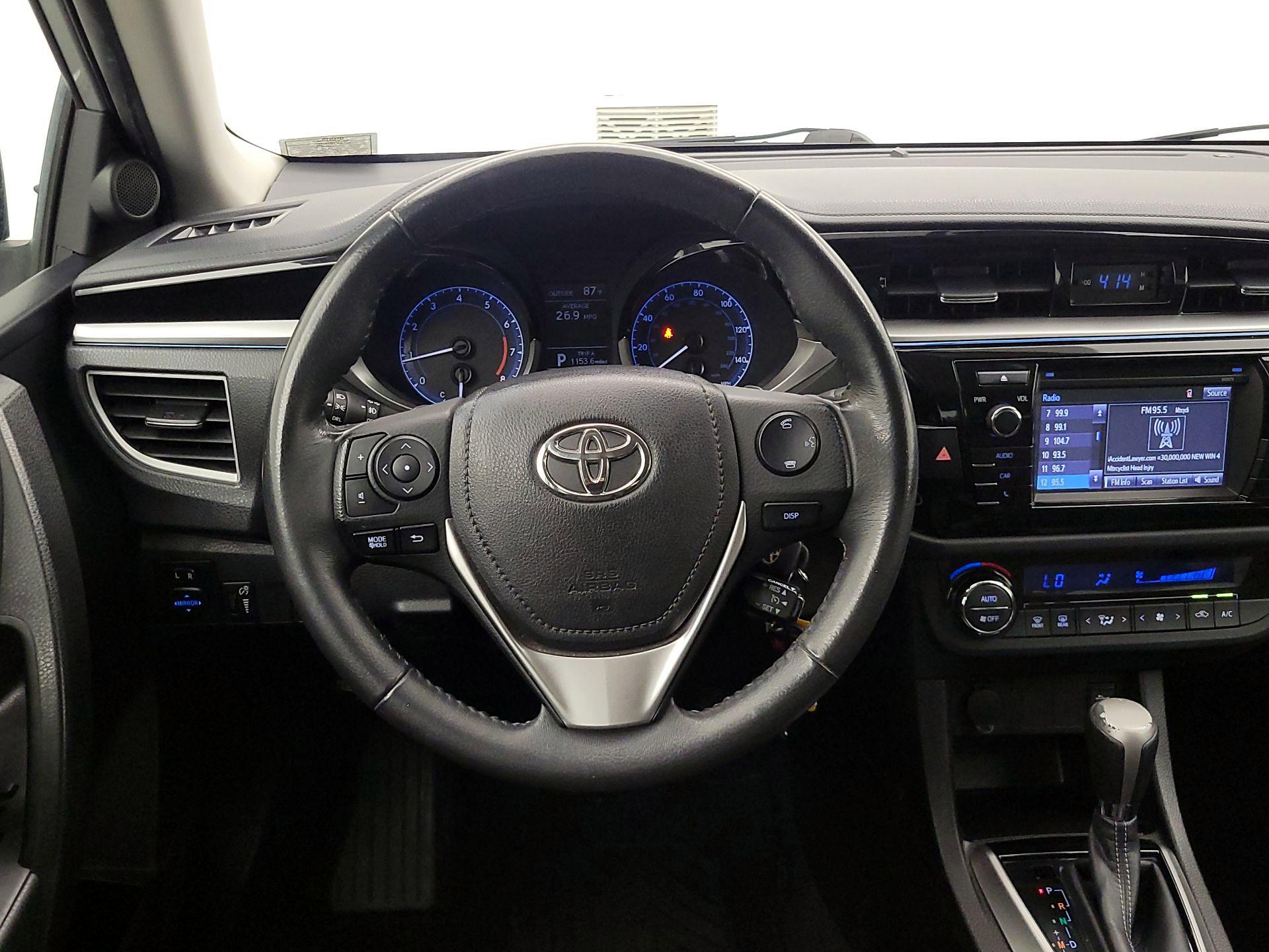 Thumbnail: 2016 Toyota Corolla - 10