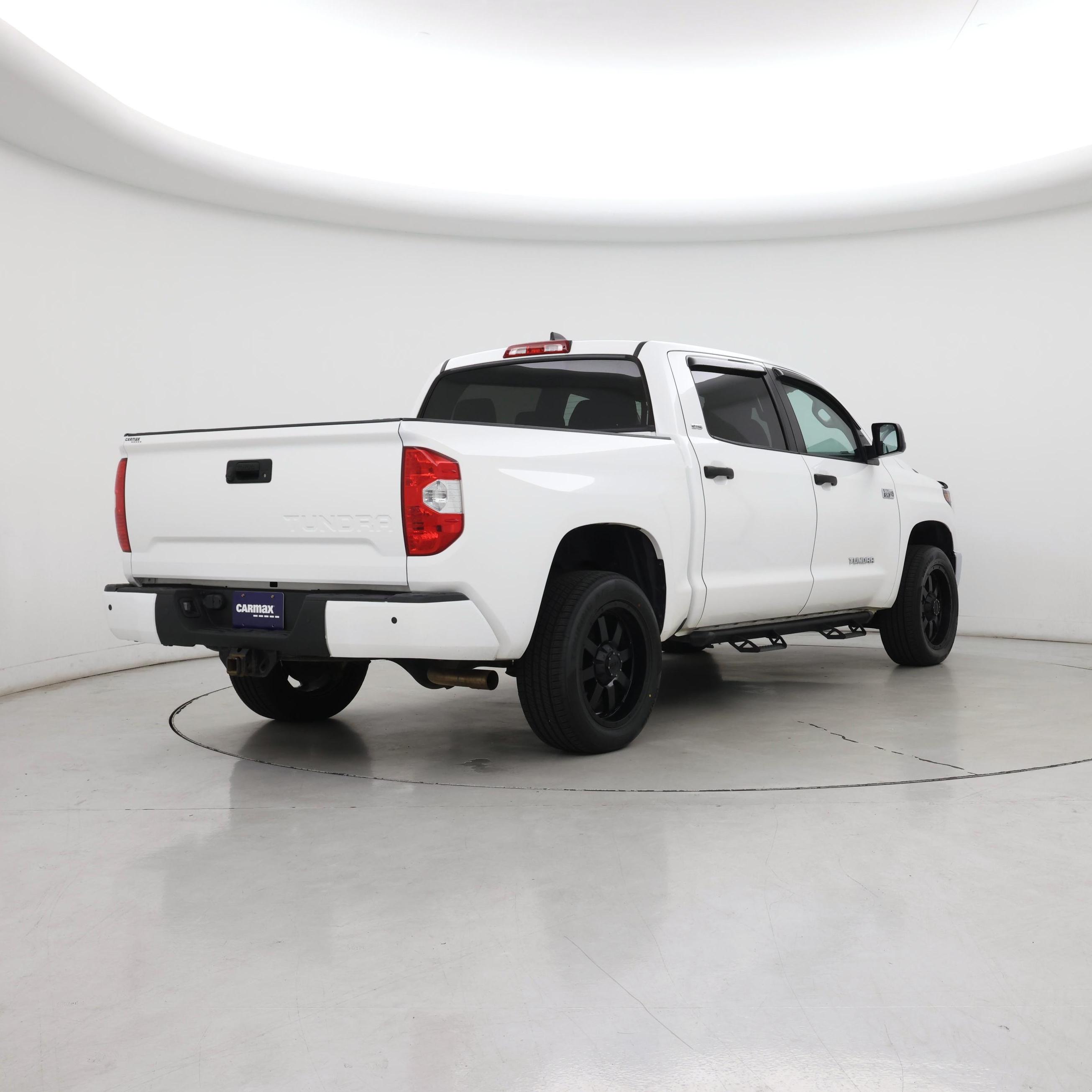 Thumbnail: 2020 Toyota Tundra - 8