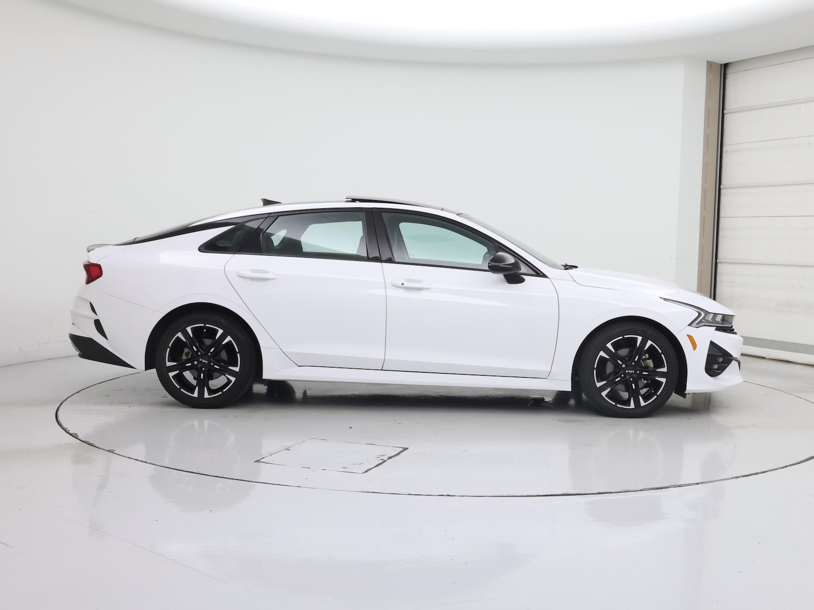 2022 Kia K5 GT-Line - Photo 8
