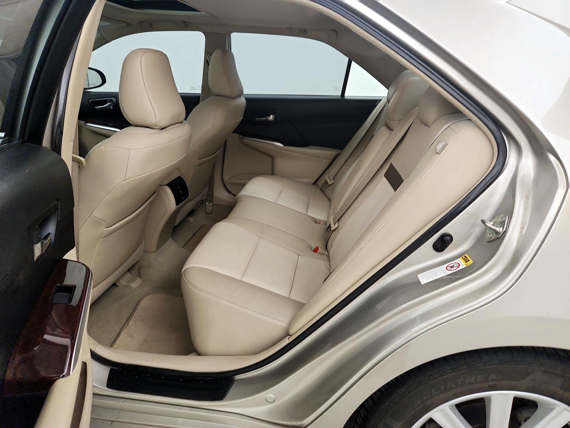 Thumbnail: 2014 Toyota Camry - 19