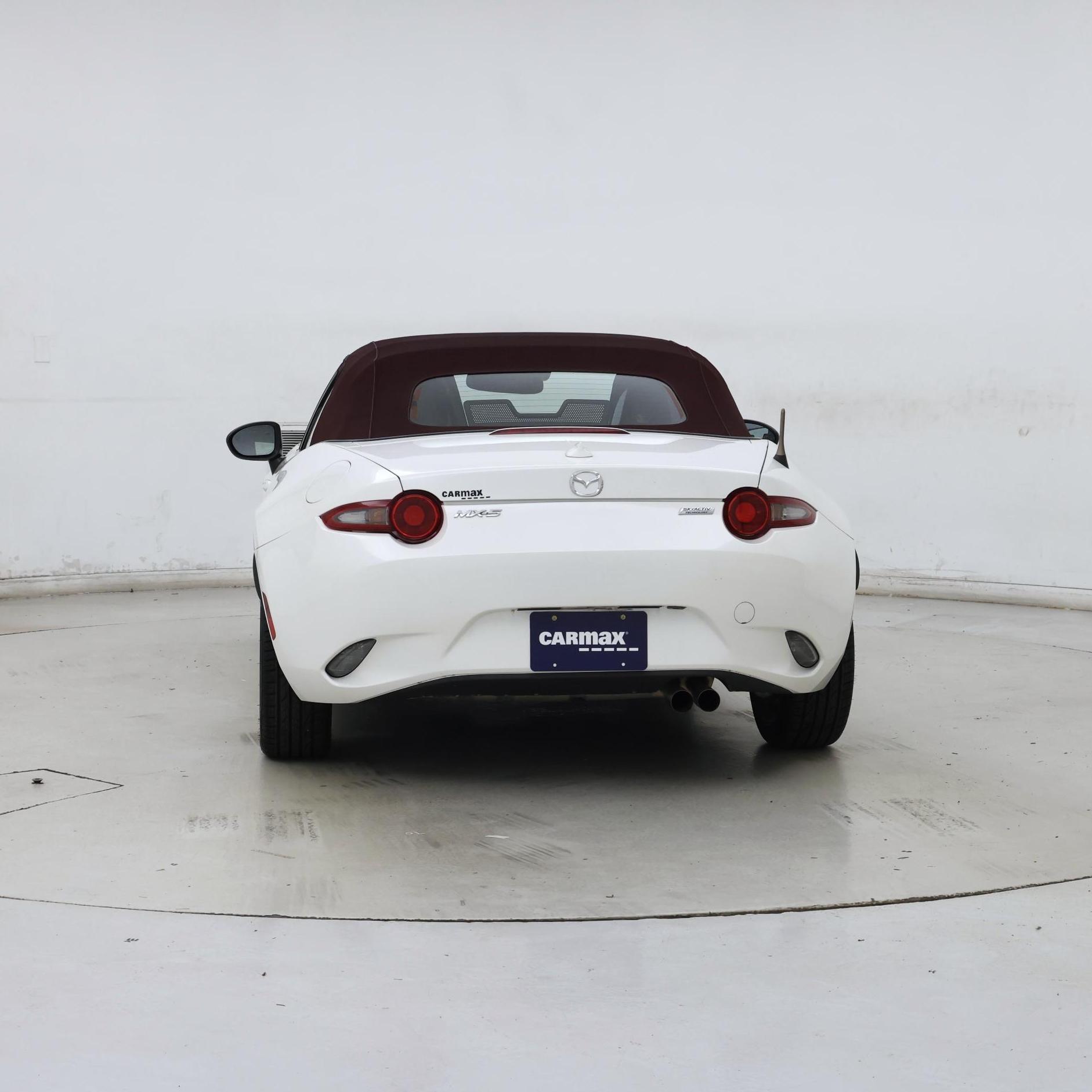 Thumbnail: 2018 Mazda MX-5 Miata - 6