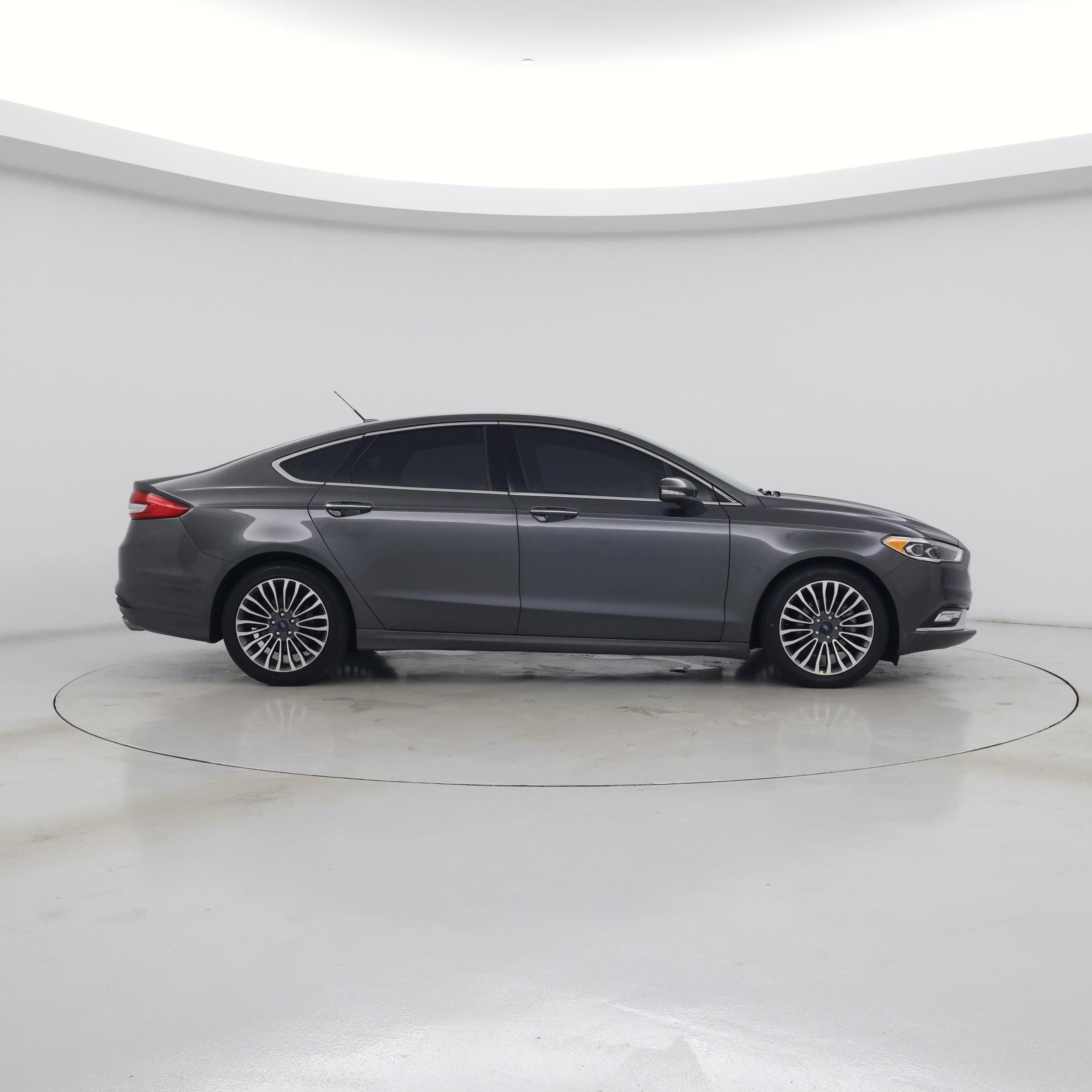 Thumbnail: 2017 Ford Fusion - 7