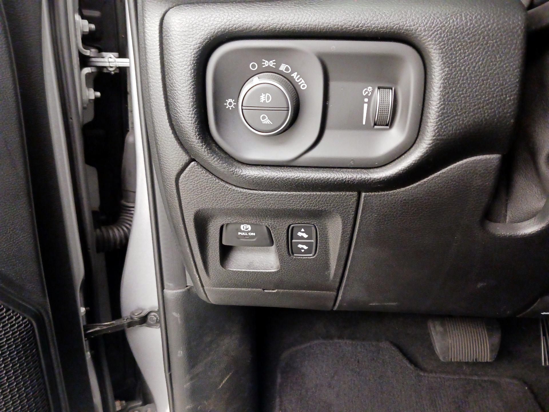 Thumbnail: 2021 RAM 1500 - 13