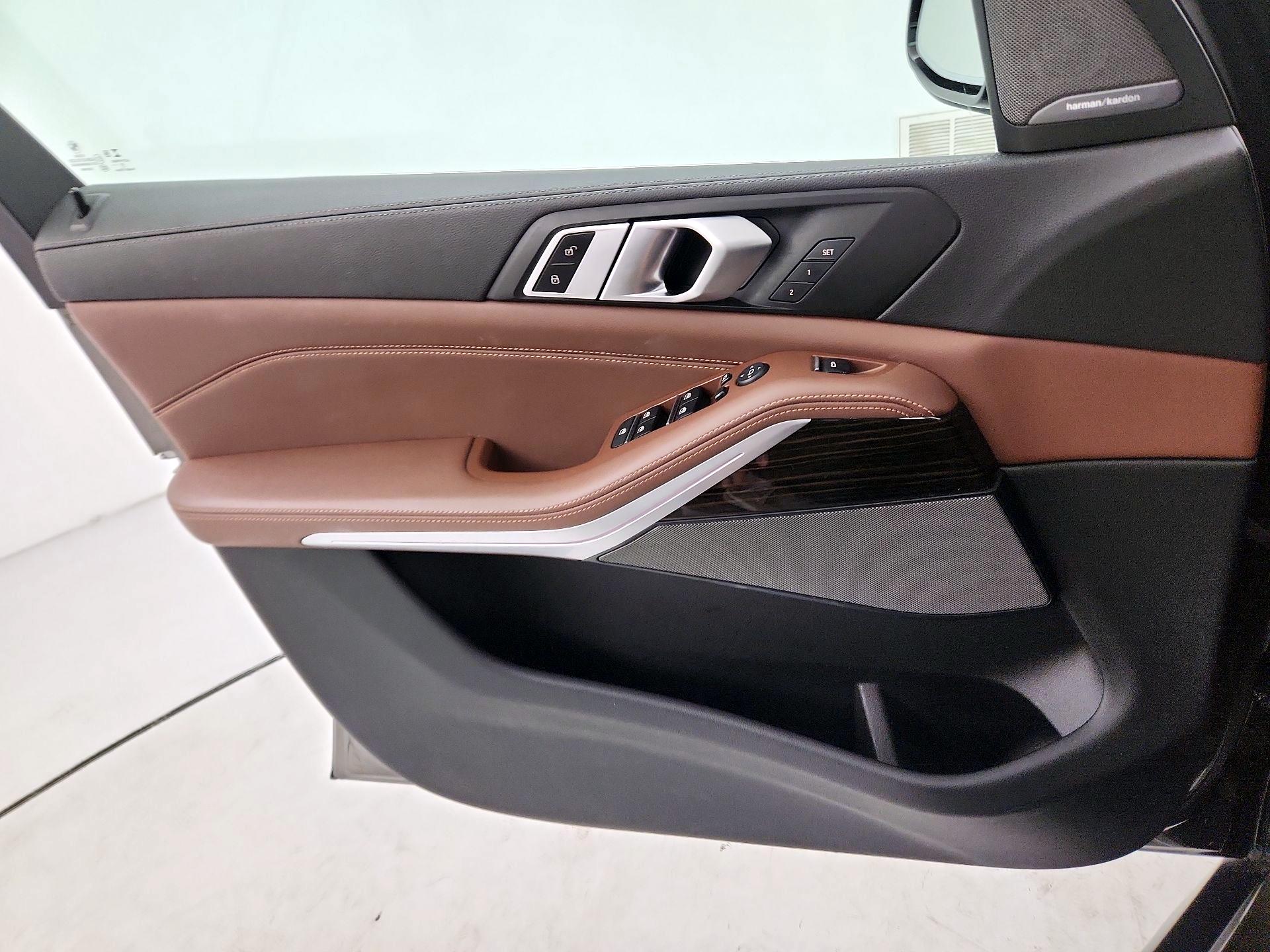 Thumbnail: 2023 BMW X5 - 12