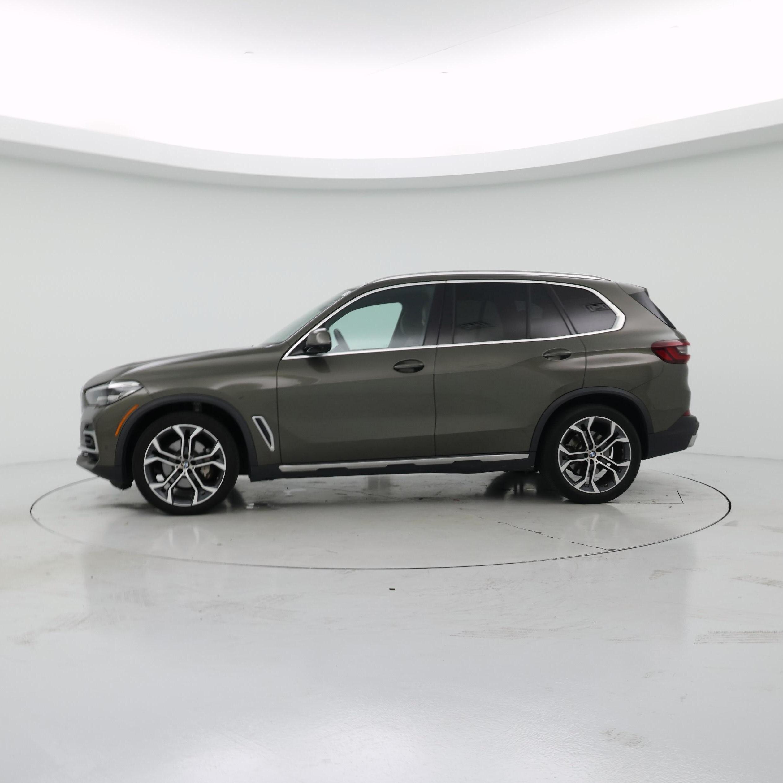 Thumbnail: 2023 BMW X5 - 3