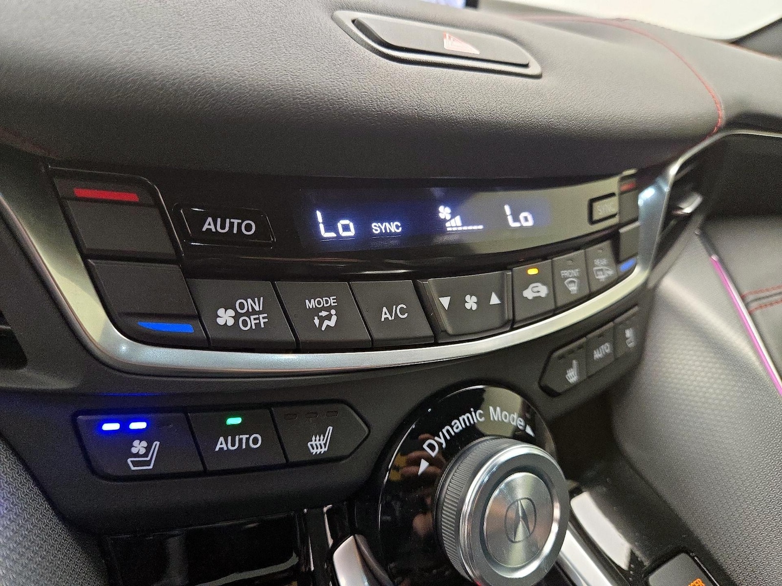2024 Acura TLX A-SPEC Package - Photo 18