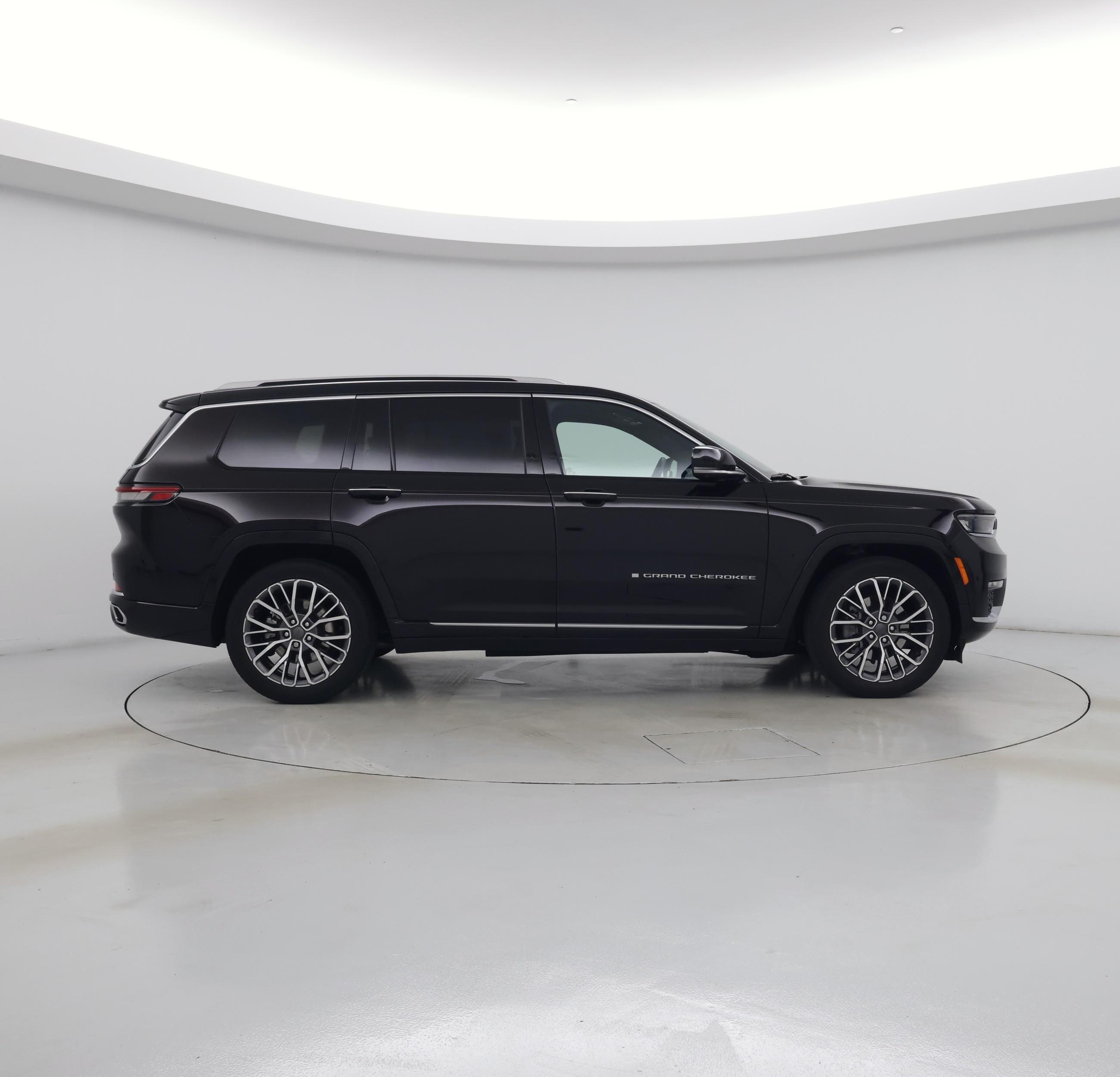 Thumbnail: 2023 Jeep Grand Cherokee L - 7
