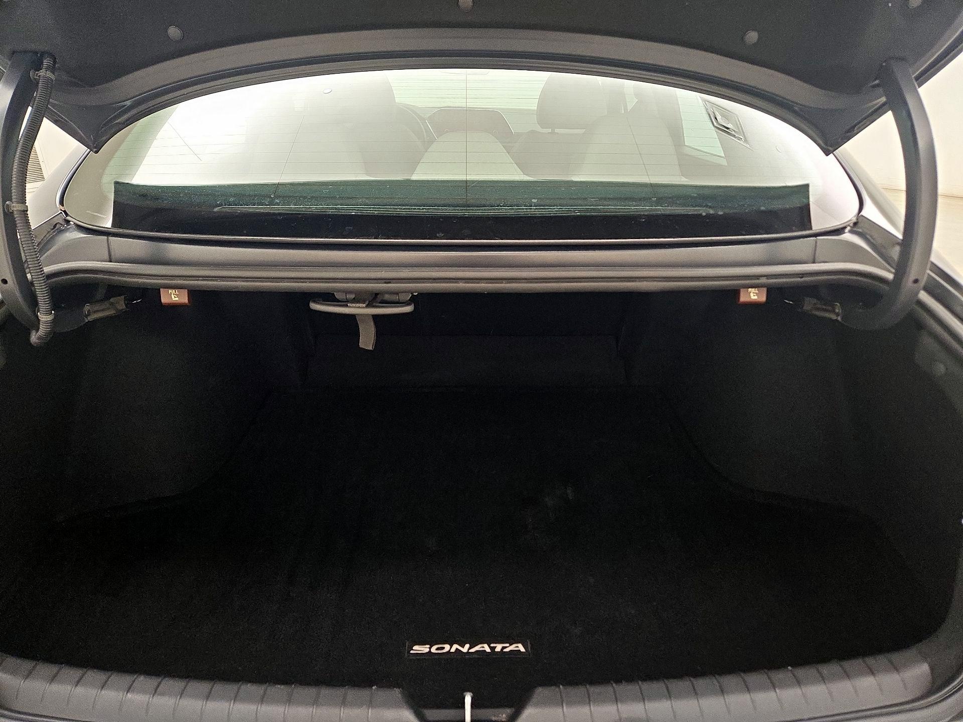 Thumbnail: 2021 Hyundai Sonata - 17