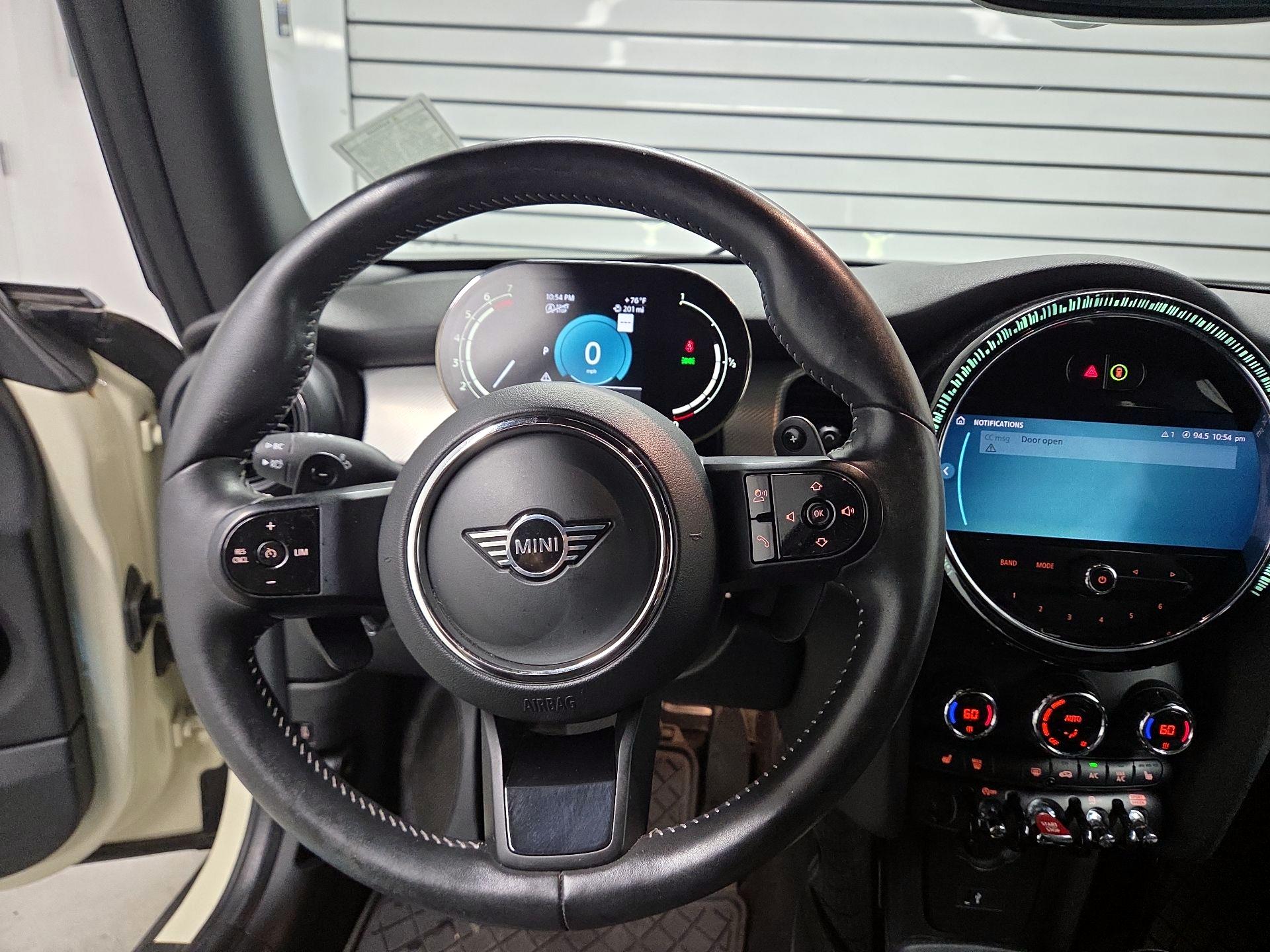 Thumbnail: 2022 MINI Cooper Hardtop - 10