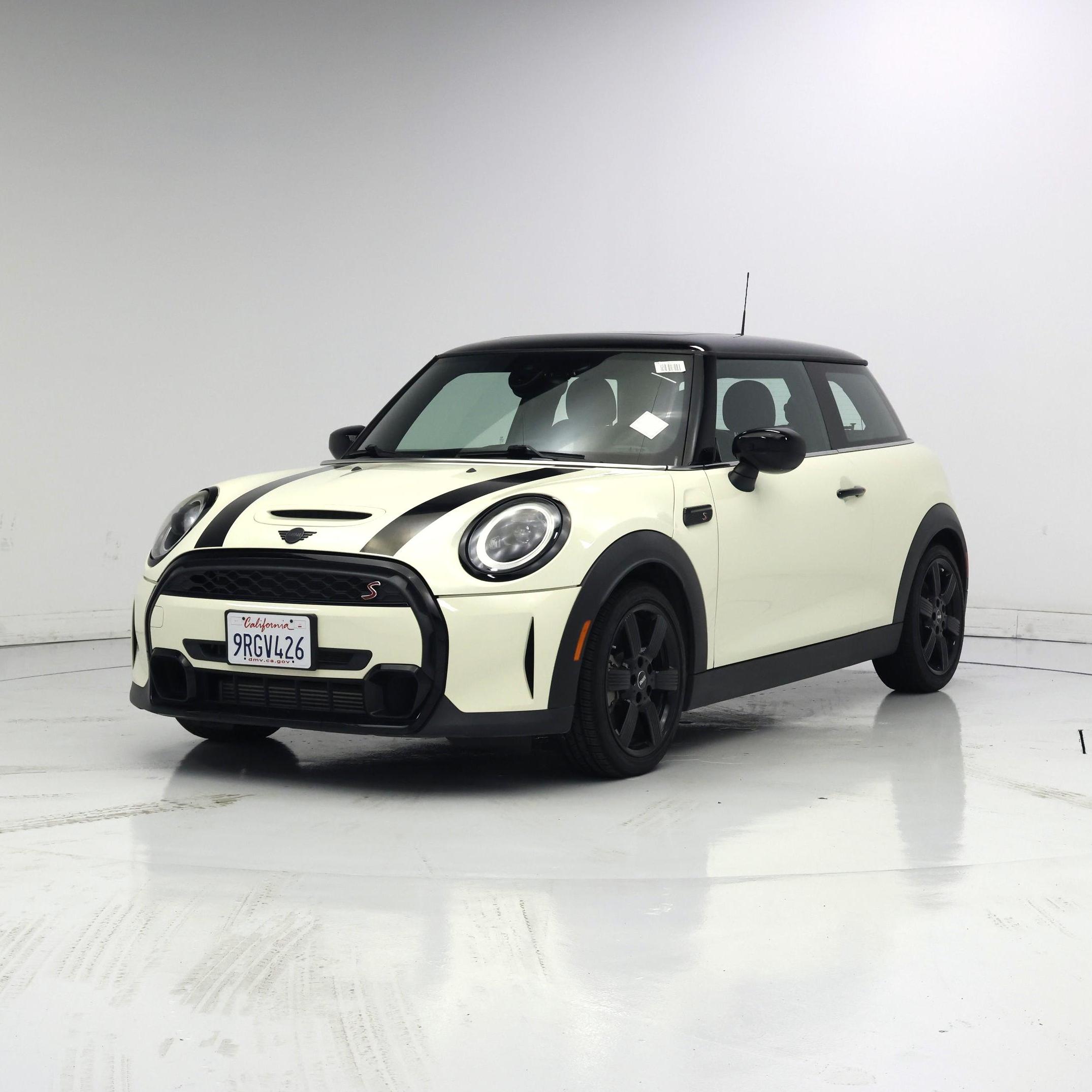 Thumbnail: 2022 MINI Cooper Hardtop - 4