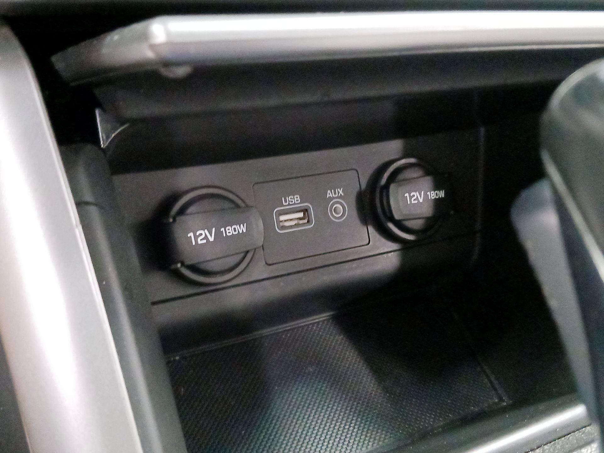 Thumbnail: 2015 Hyundai Sonata - 16