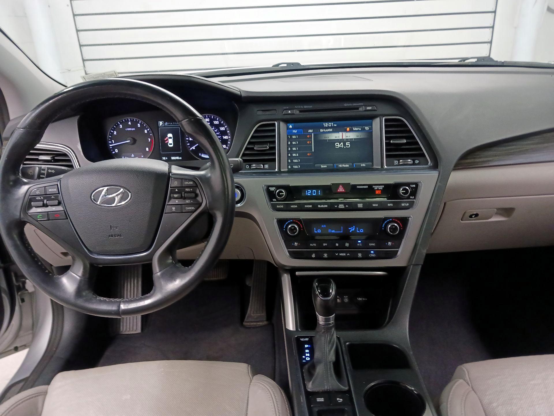 Thumbnail: 2015 Hyundai Sonata - 8