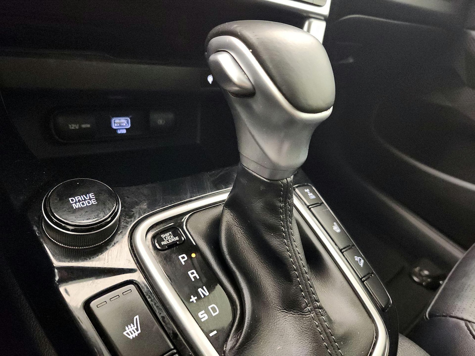 2021 Kia Seltos EX - Photo 18