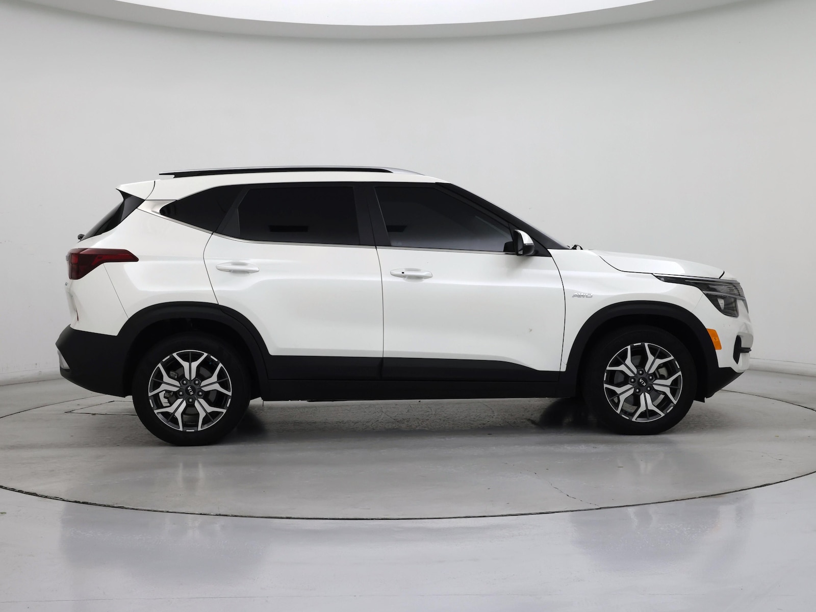 2021 Kia Seltos EX - Photo 8