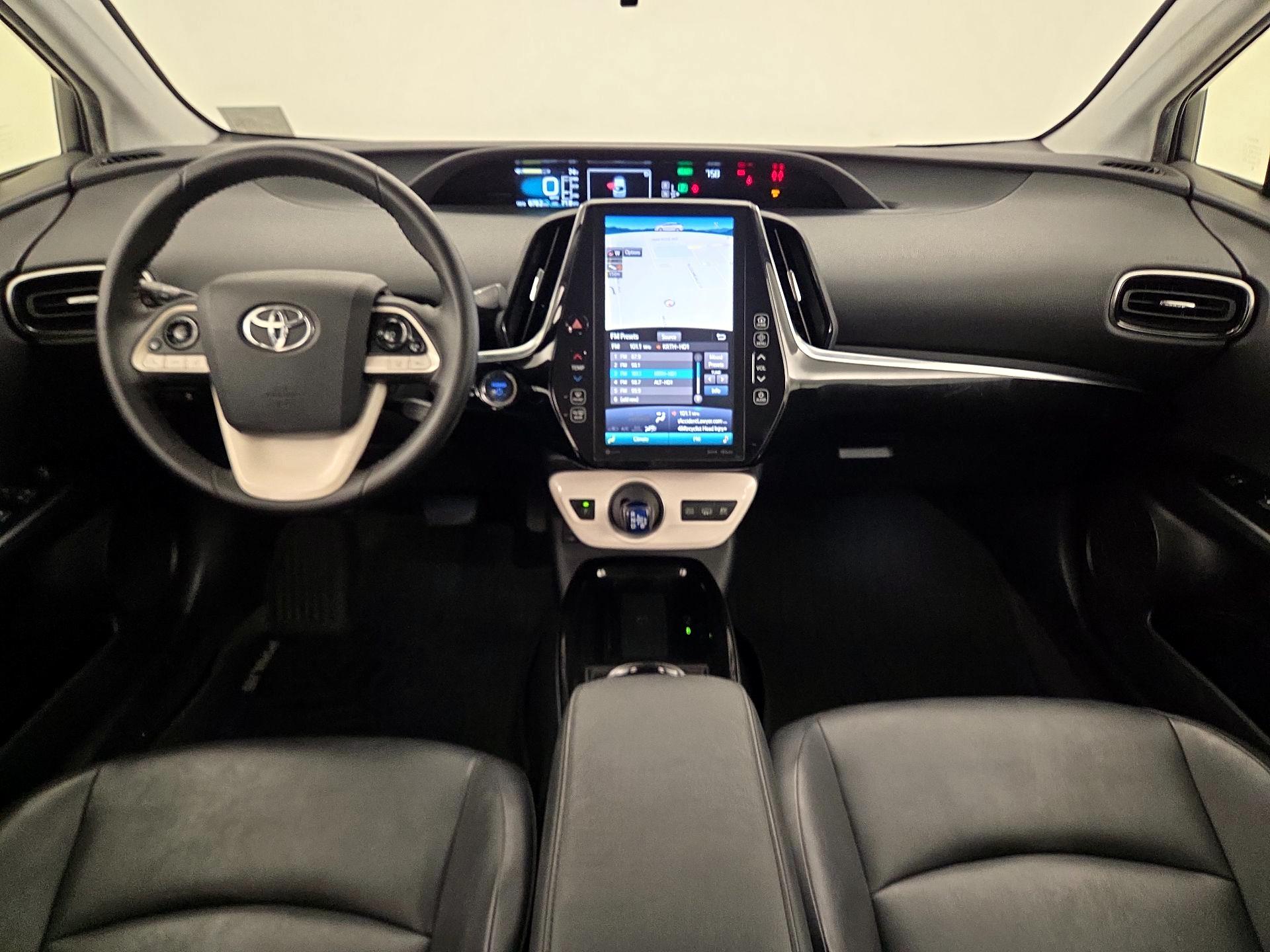 Thumbnail: 2017 Toyota Prius Prime - 9