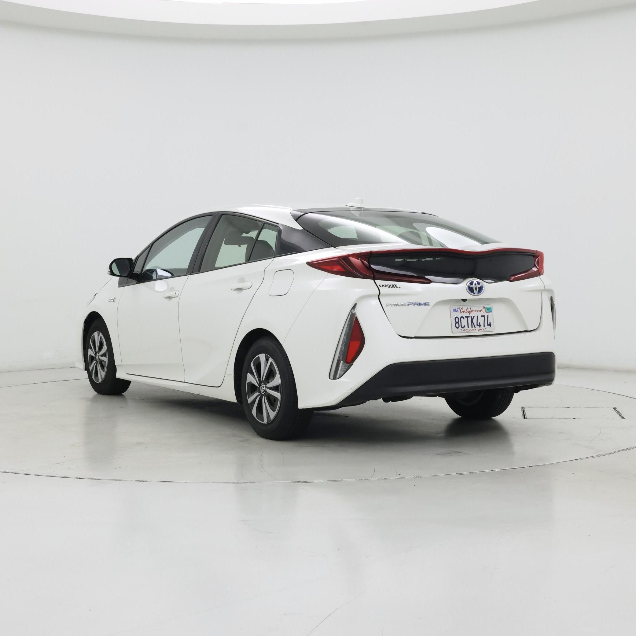 Thumbnail: 2017 Toyota Prius Prime - 2