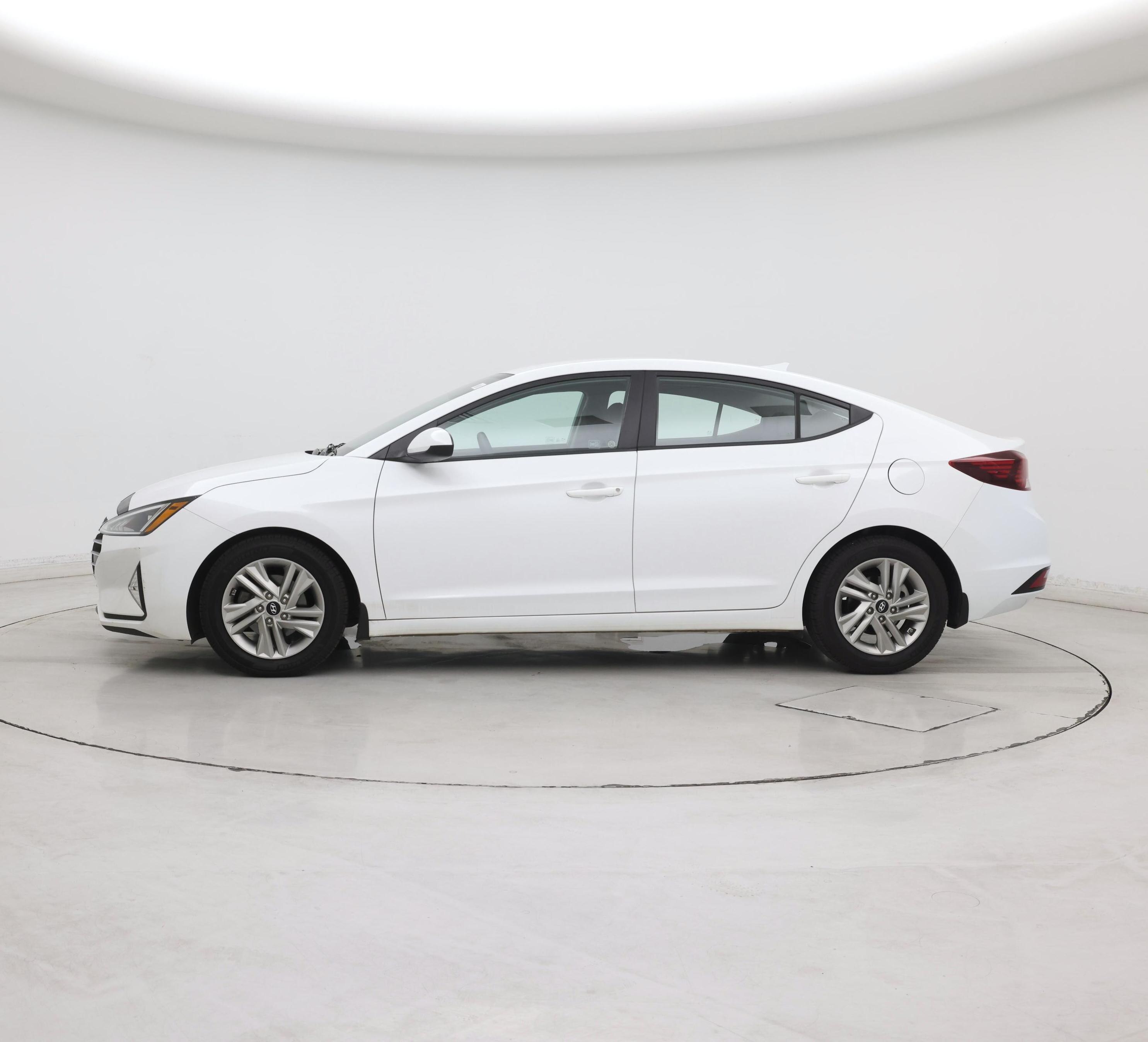 Thumbnail: 2020 Hyundai Elantra - 3