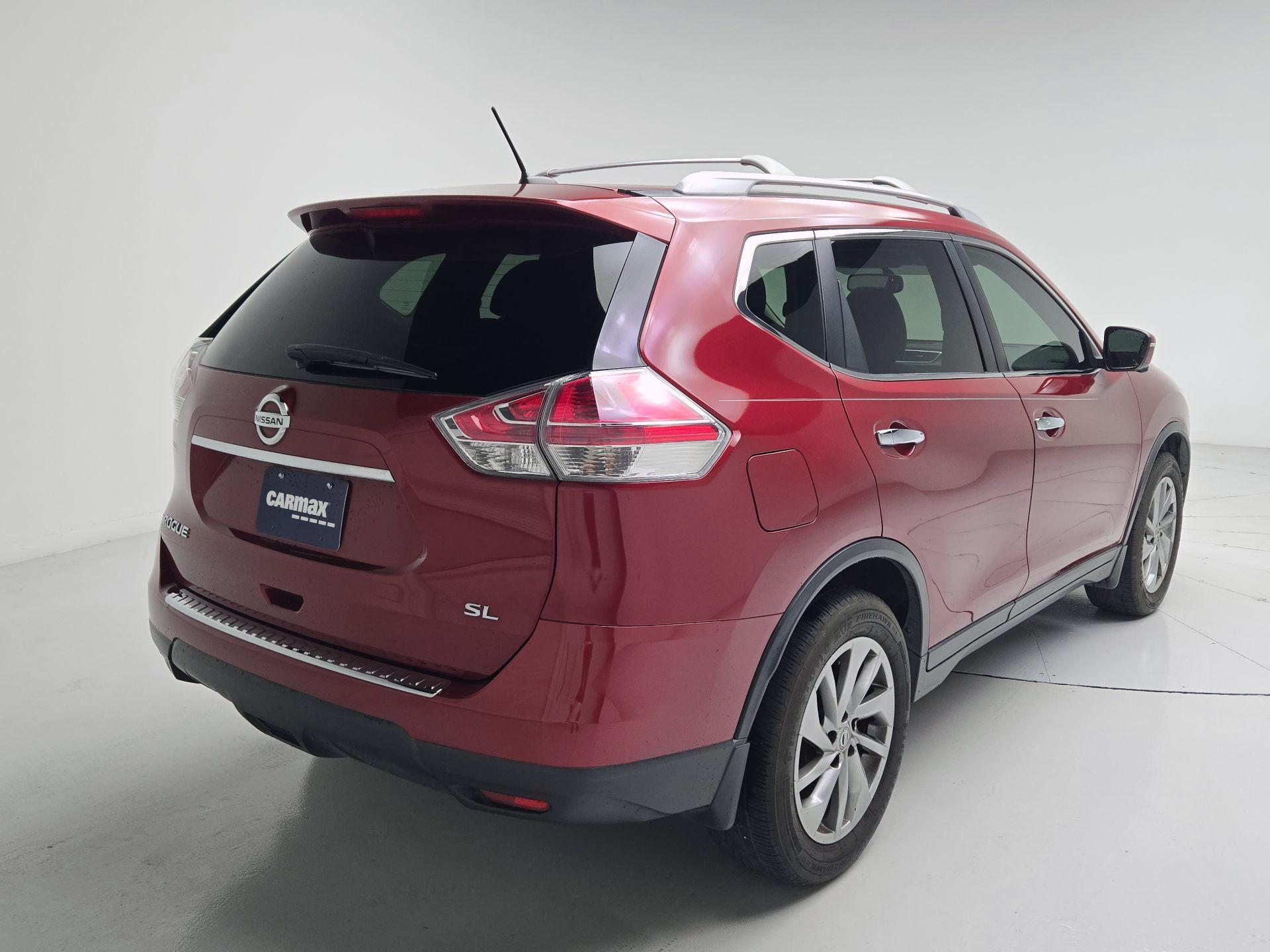 Thumbnail: 2015 Nissan Rogue - 5