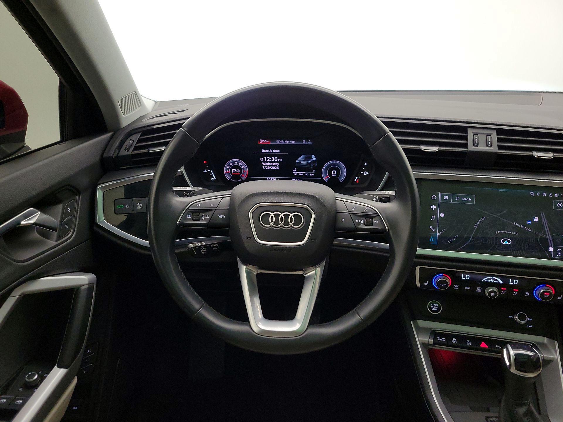 Thumbnail: 2024 Audi Q3 - 10